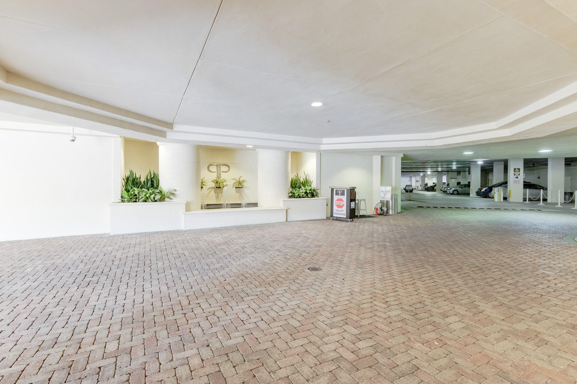 99 SE Mizner Boulevard Ph37