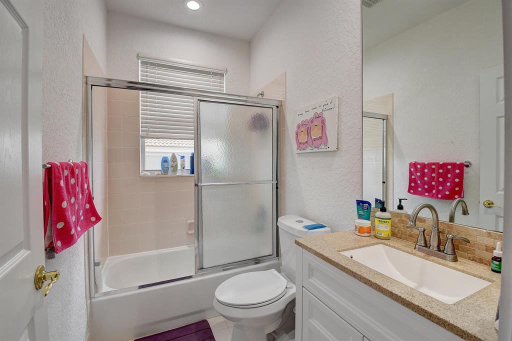 6515 NW 43rd Terrace