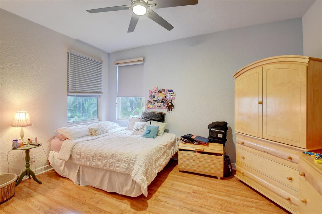 6515 NW 43rd Terrace