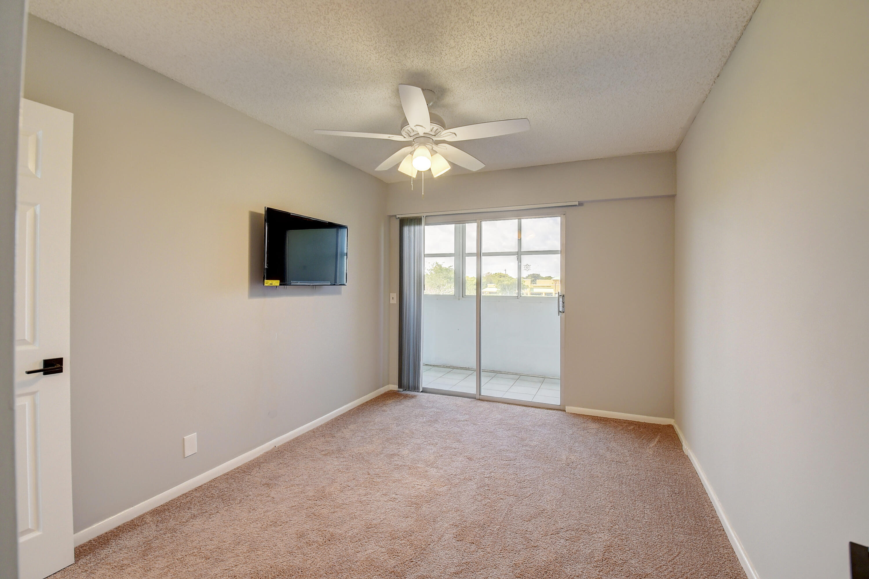 114 Brighton C Unit: 114