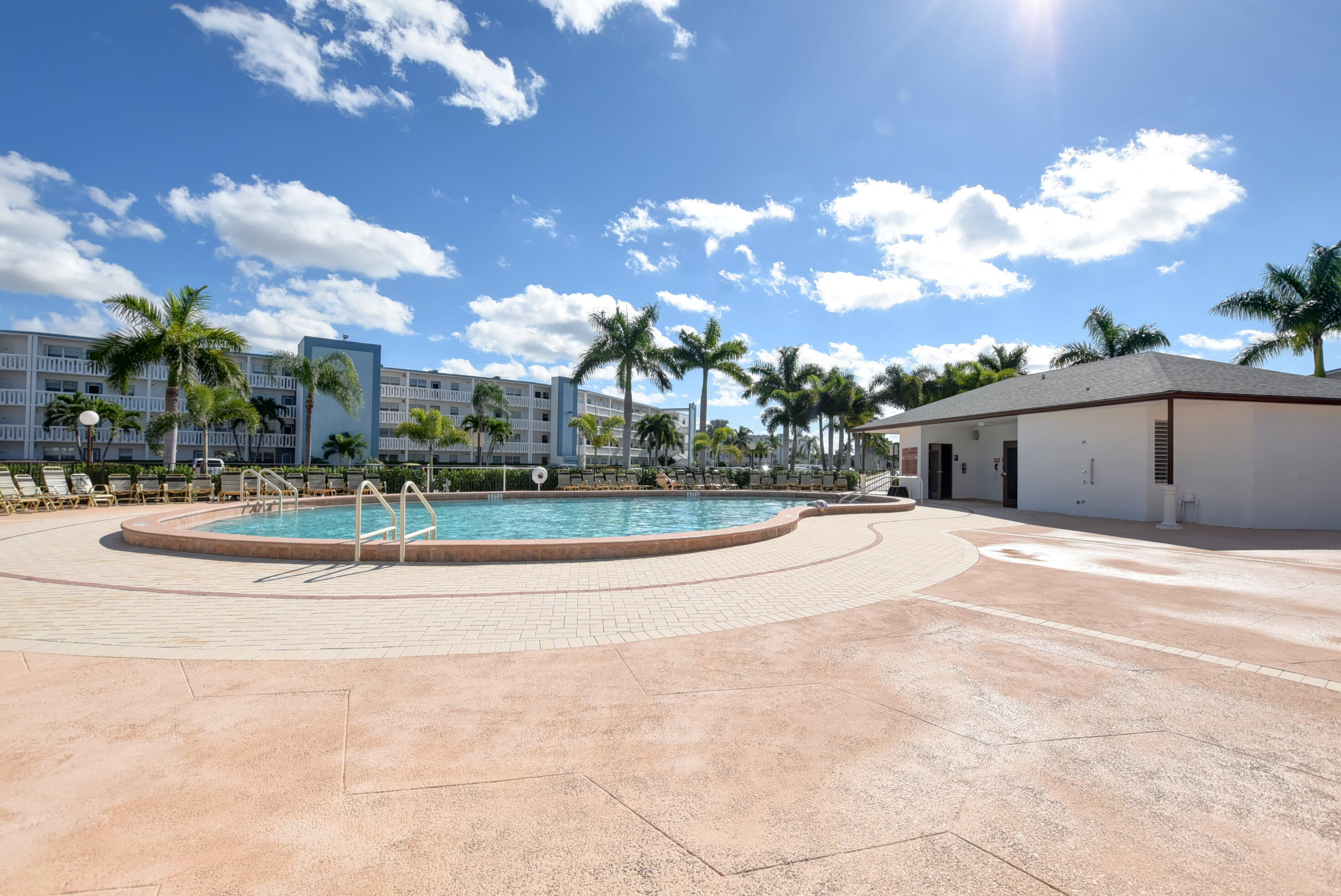114 Brighton C Unit: 114