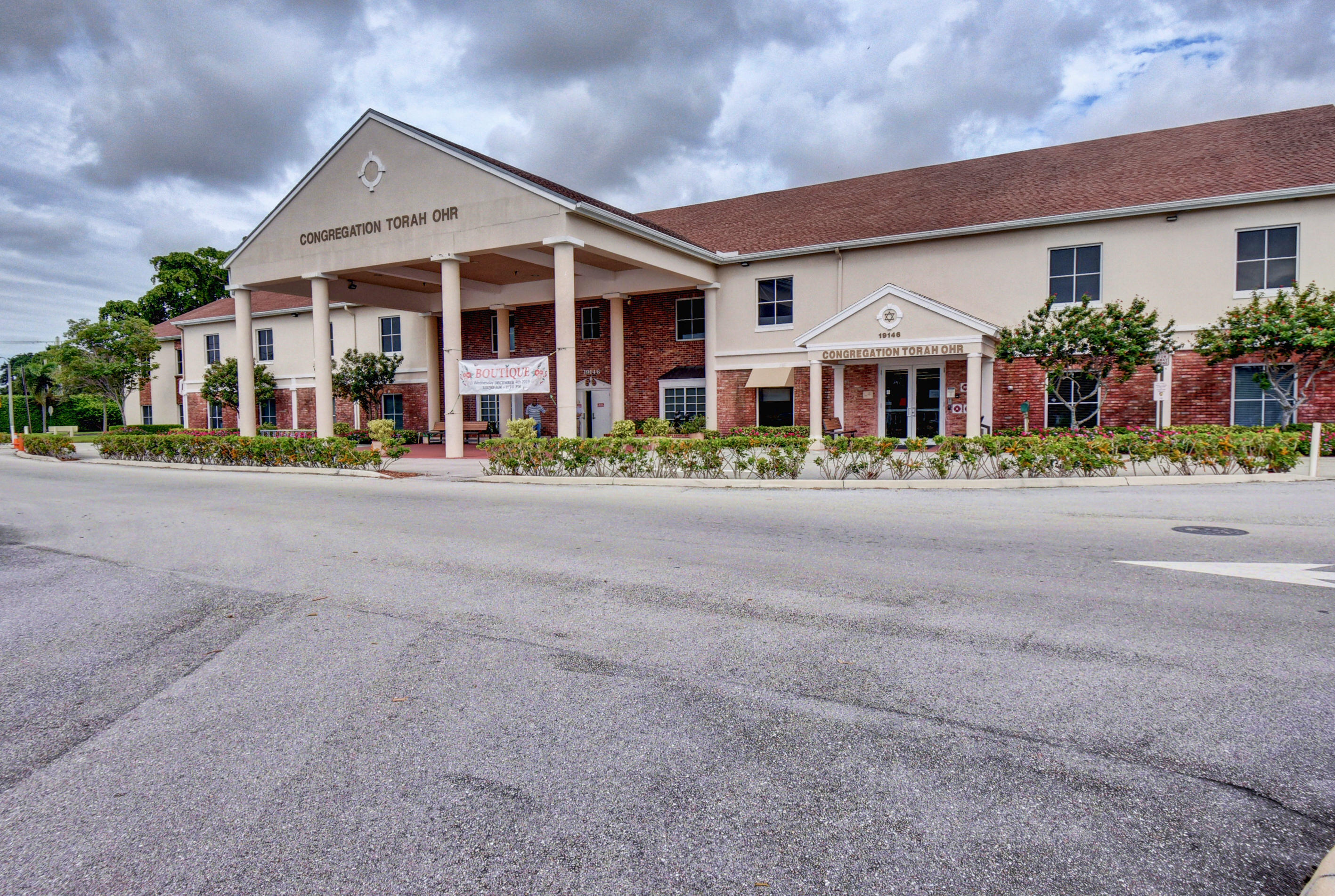 114 Brighton C Unit: 114