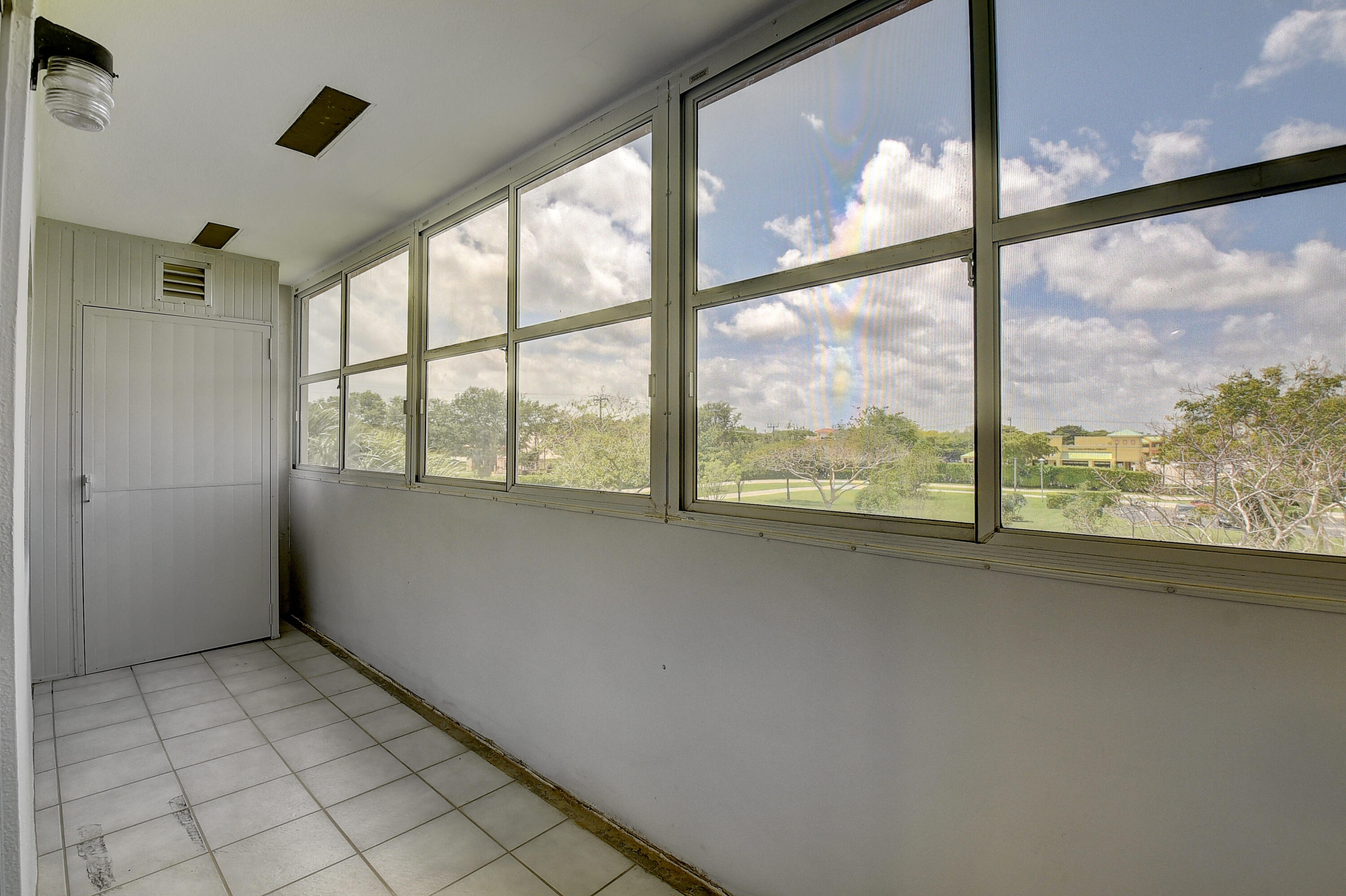 114 Brighton C Unit: 114