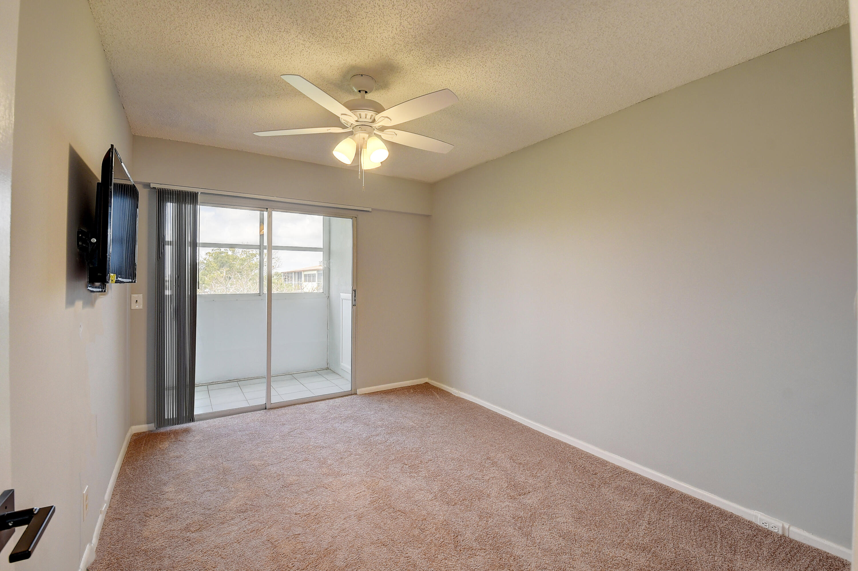 114 Brighton C Unit: 114