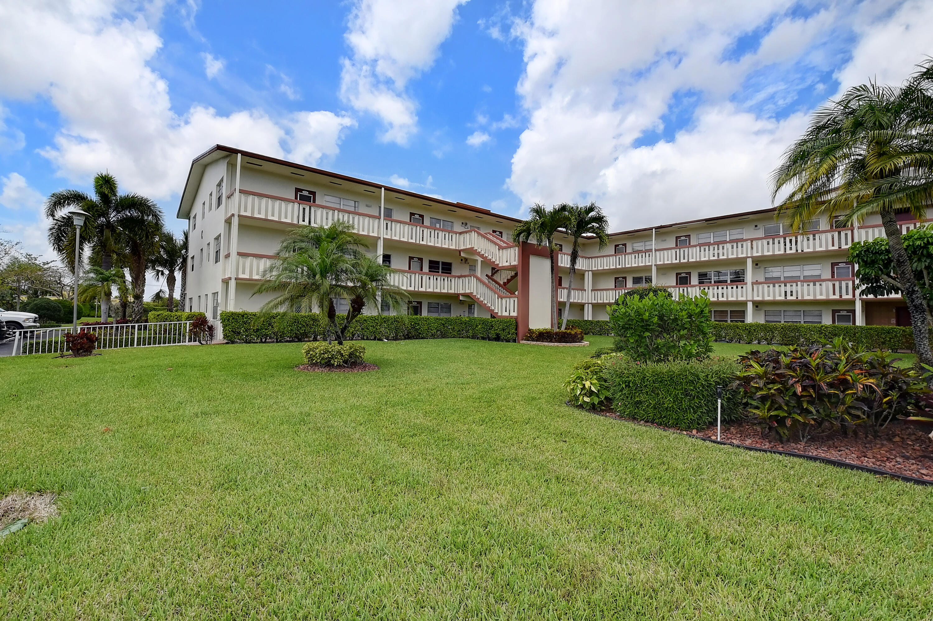 114 Brighton C Unit: 114