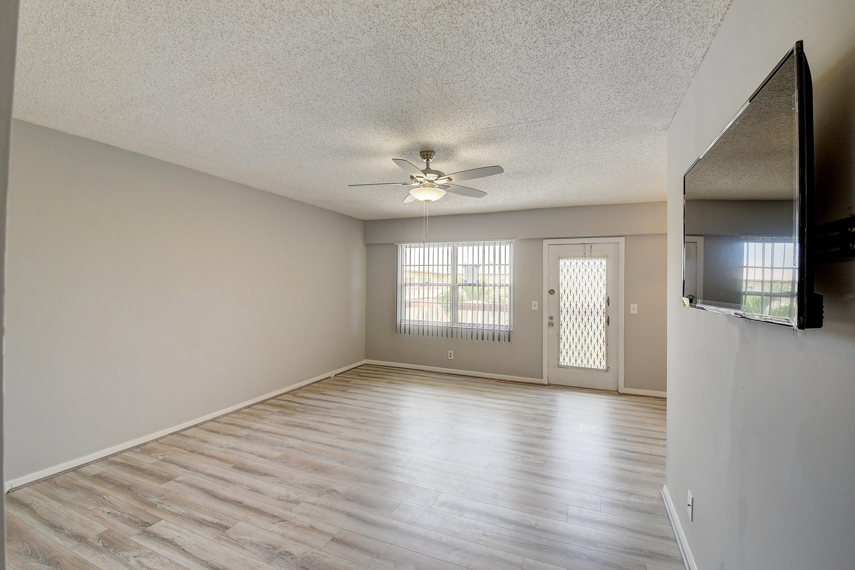 114 Brighton C Unit: 114