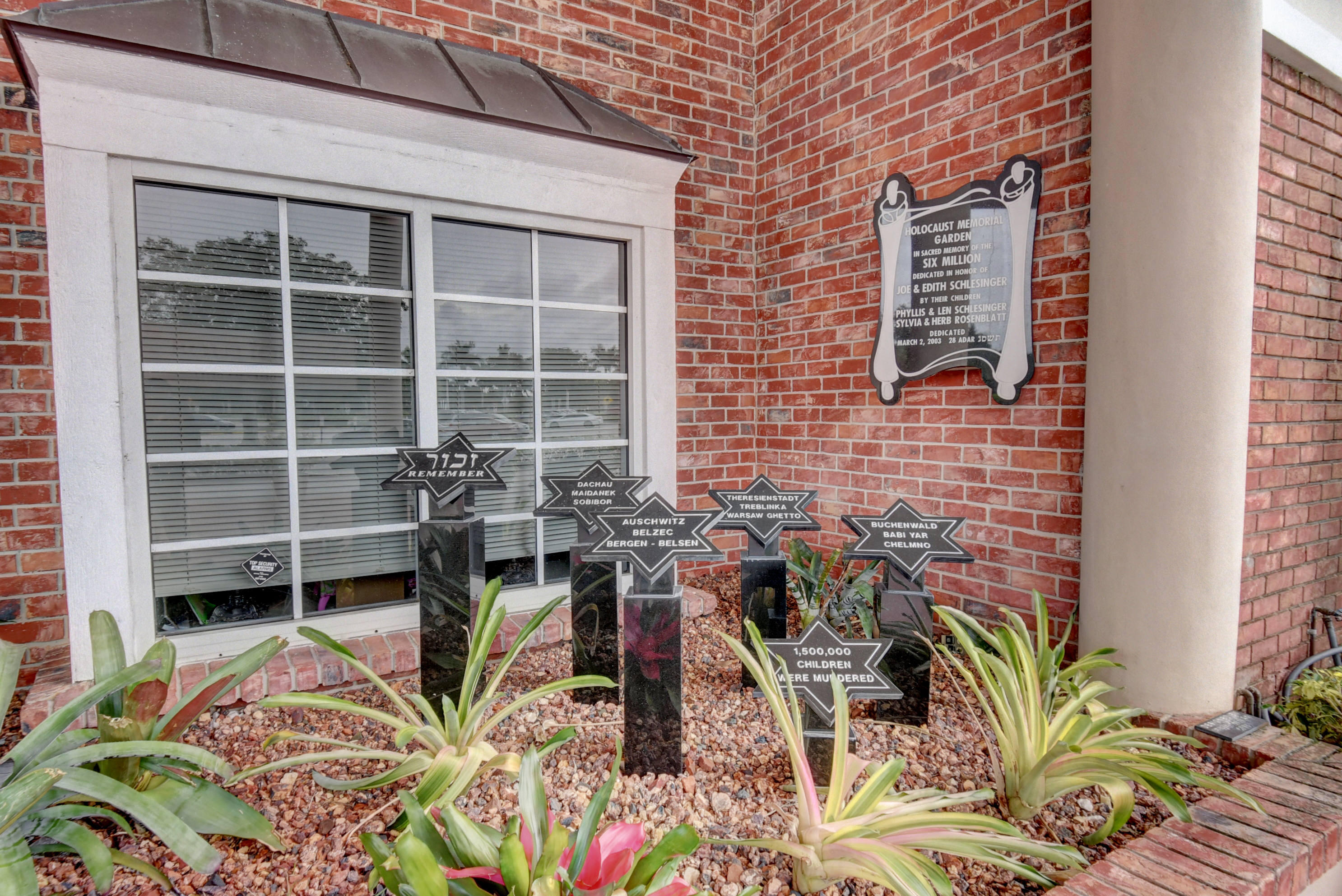 114 Brighton C Unit: 114