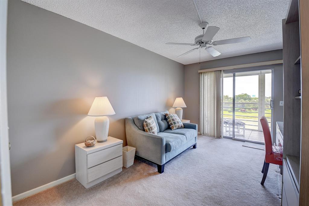4082 Exeter E