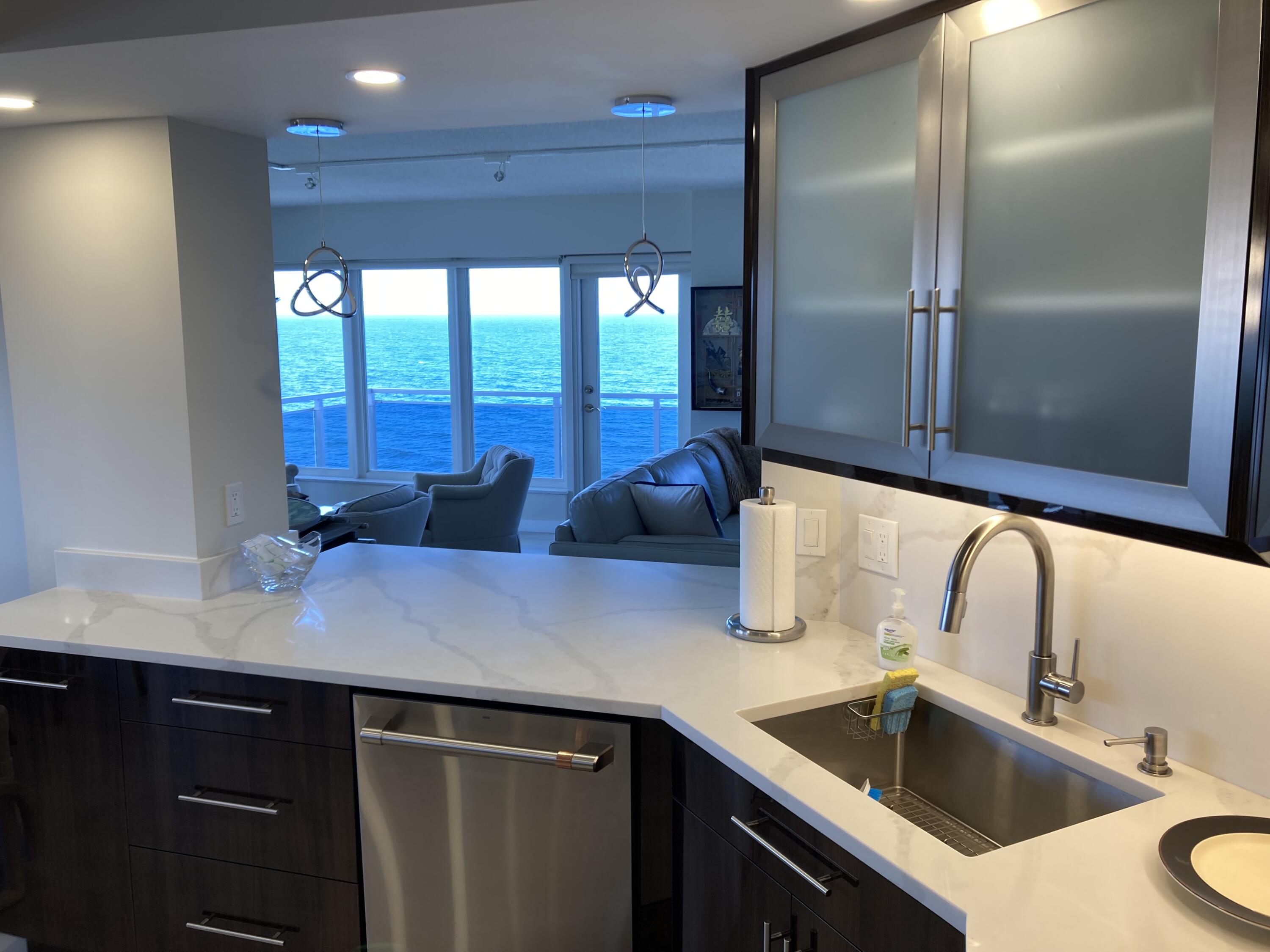 2066 N Ocean Boulevard Unit: 12ne