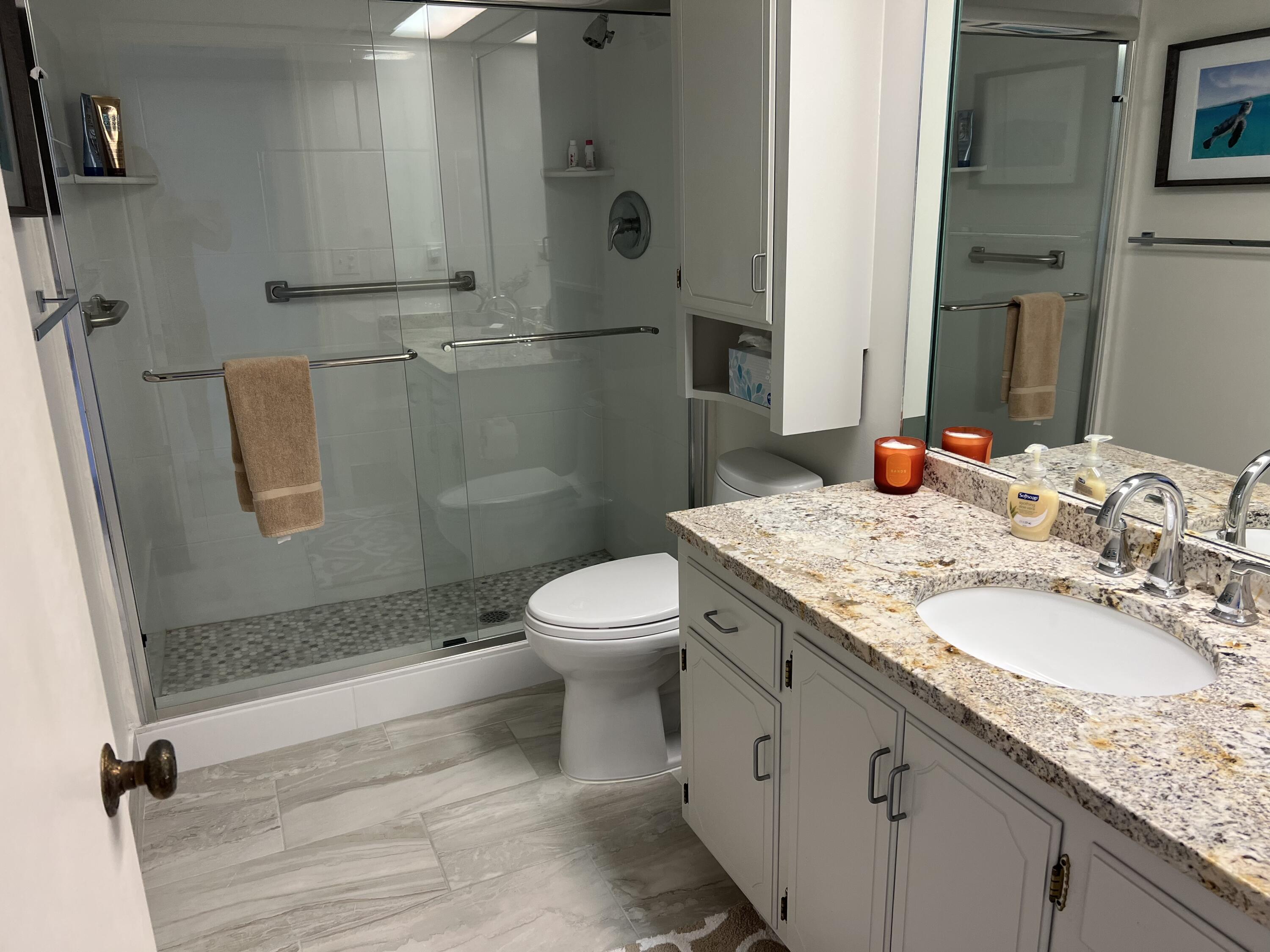 2066 N Ocean Boulevard Unit: 12ne