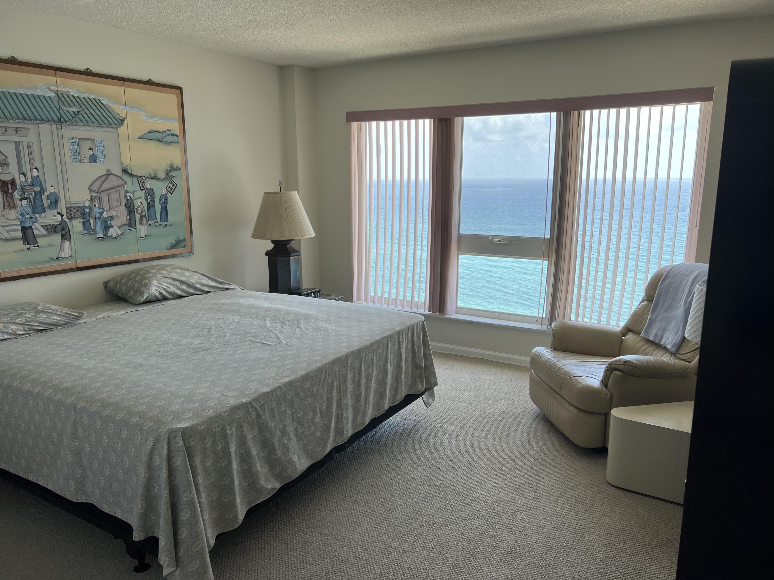 2066 N Ocean Boulevard Unit: 12ne