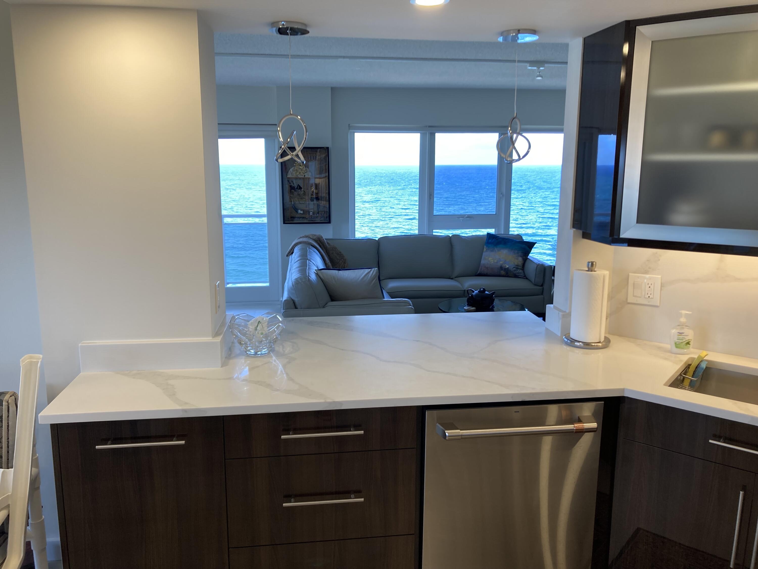 2066 N Ocean Boulevard Unit: 12ne