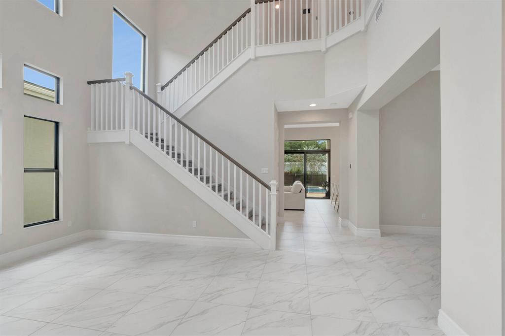 9060 Dulcetto Court