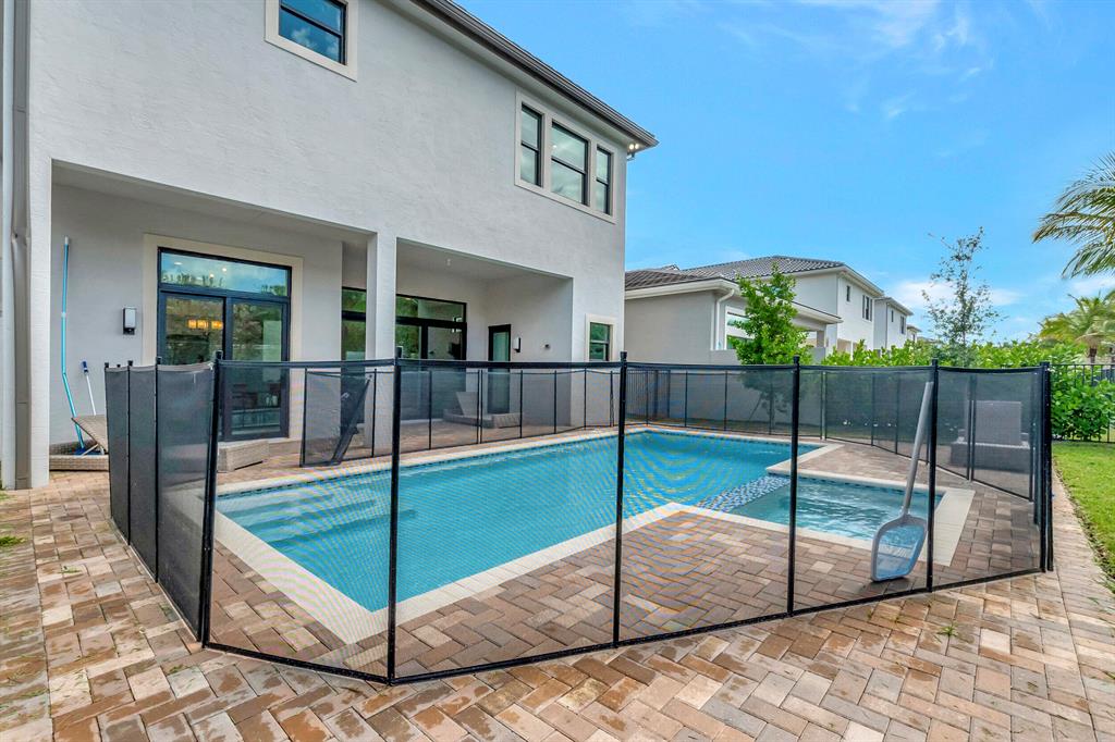9060 Dulcetto Court