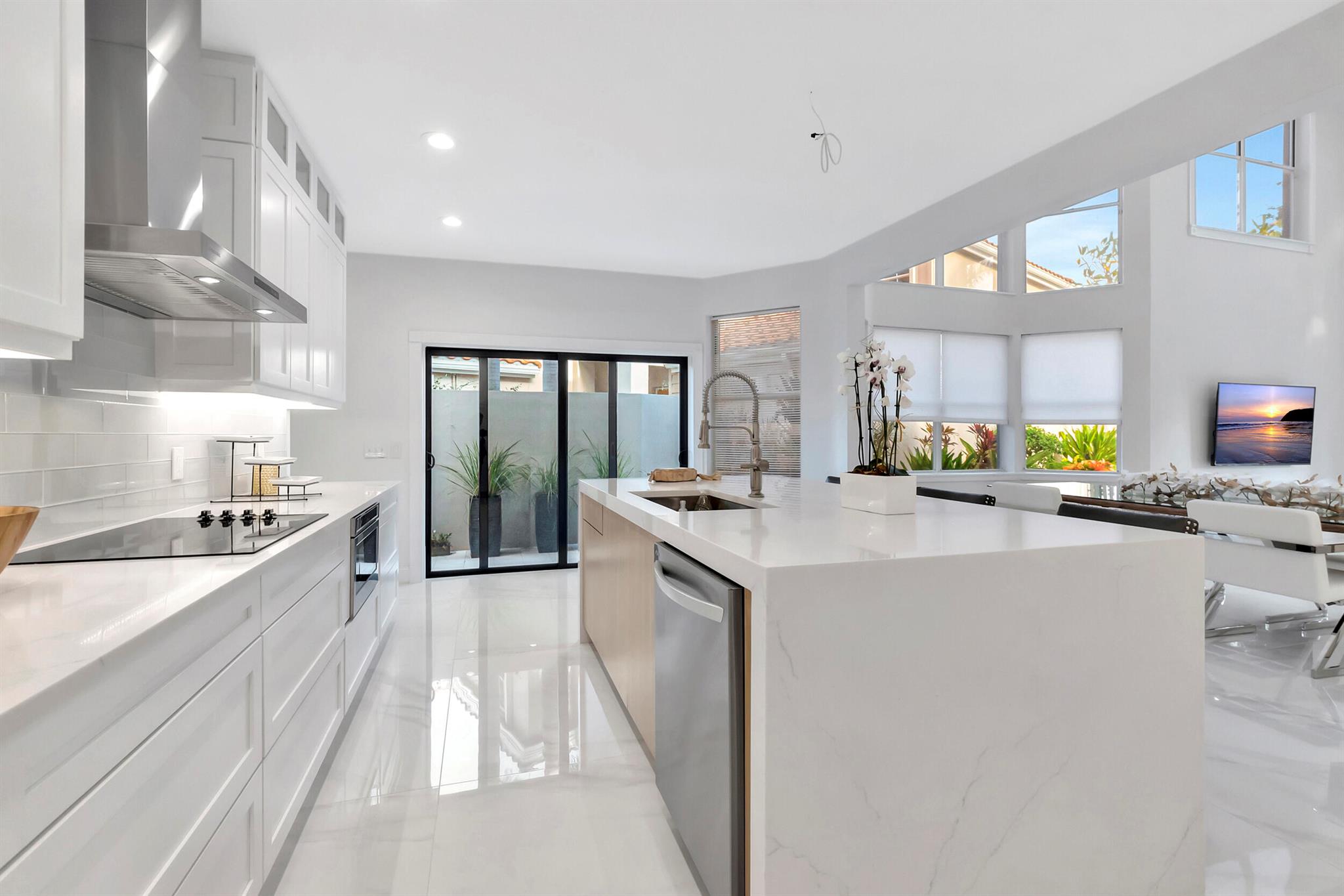 3416 NW 51st Place