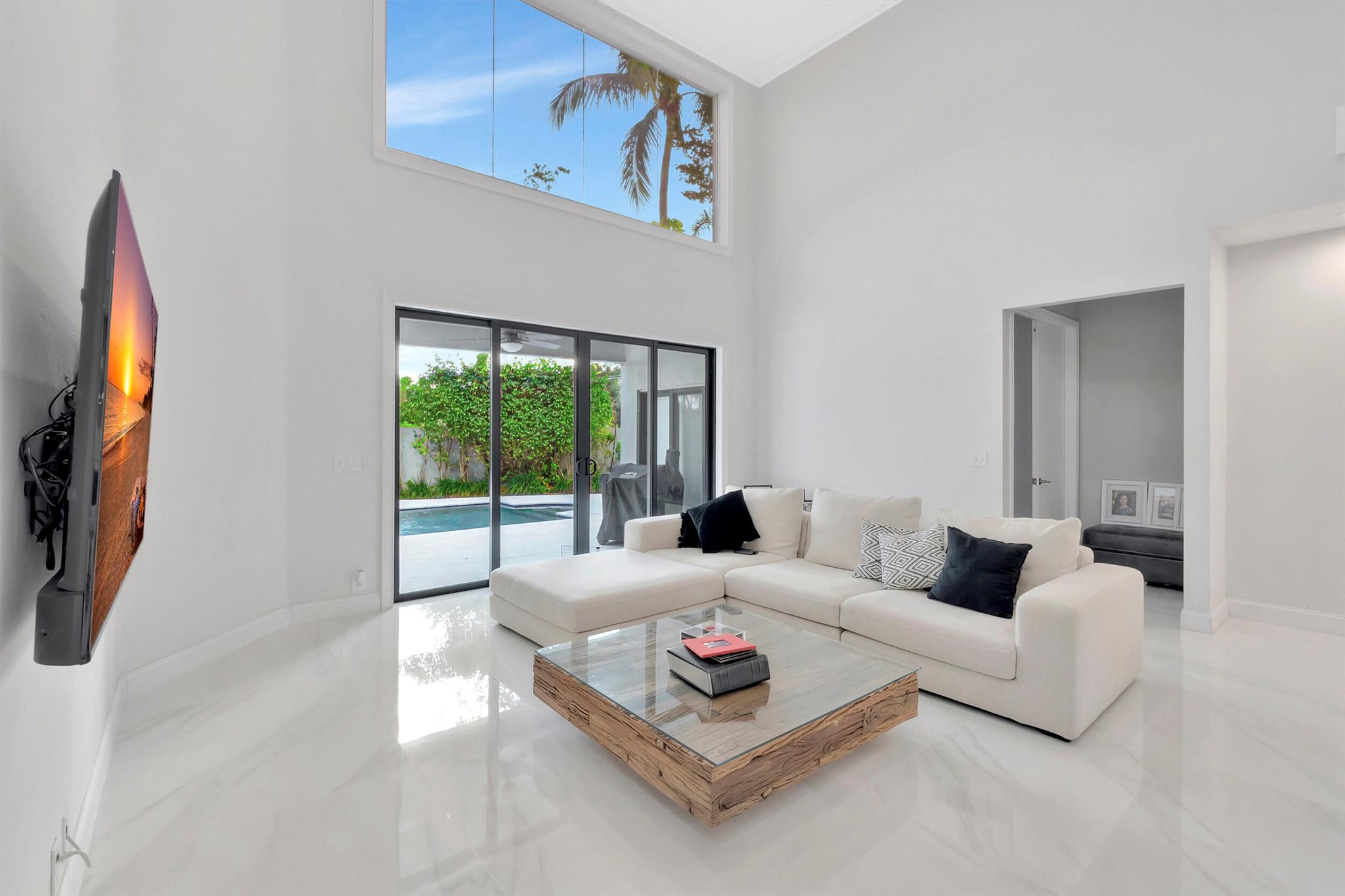 3416 NW 51st Place