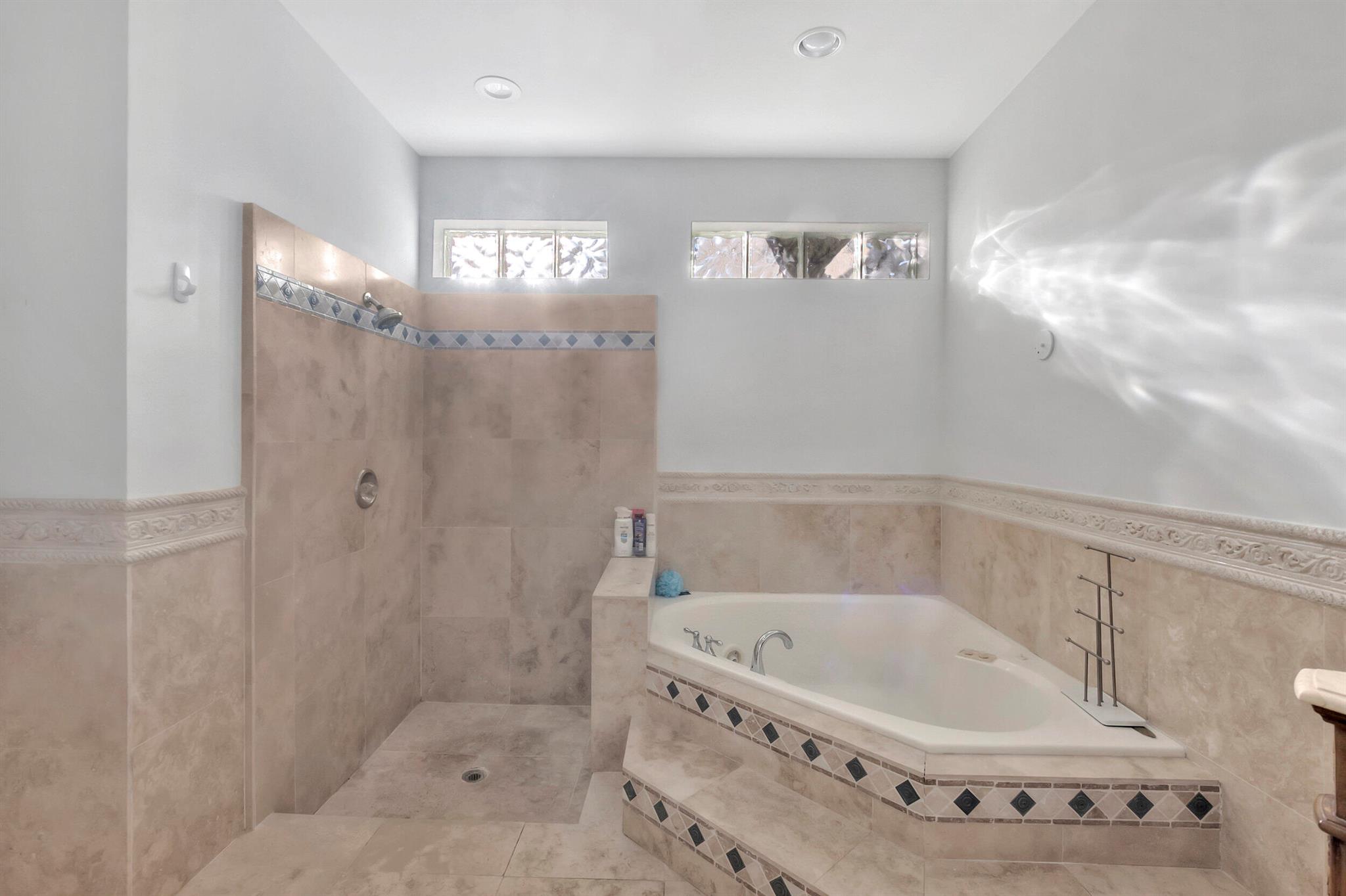 3416 NW 51st Place