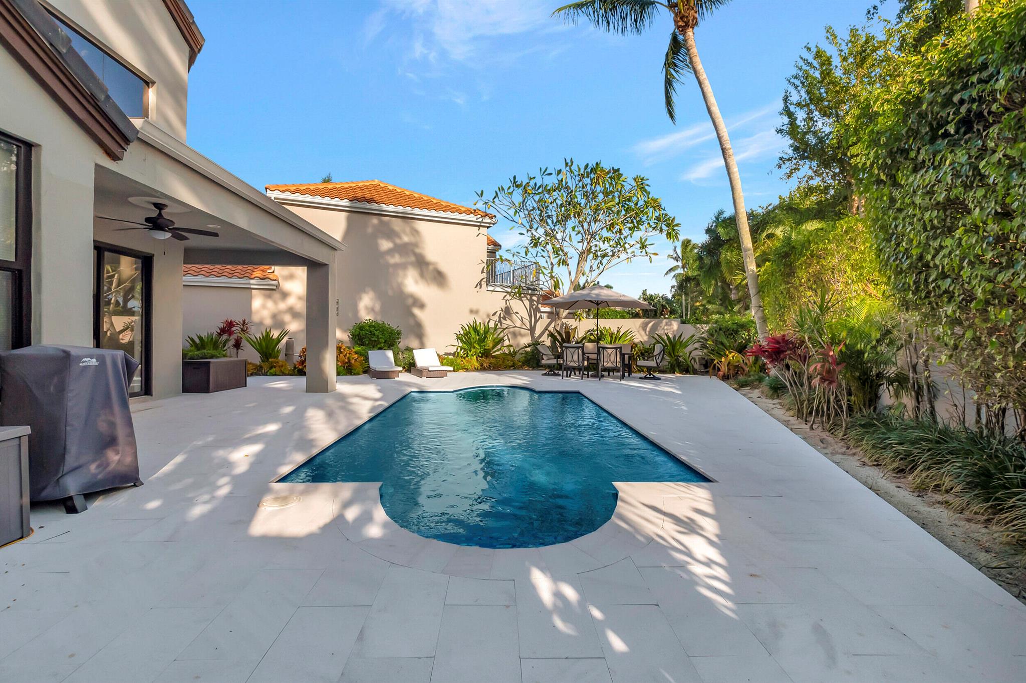 3416 NW 51st Place