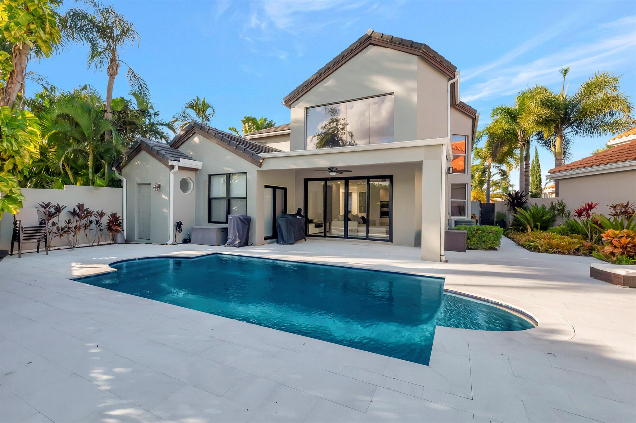 3416 NW 51st Place