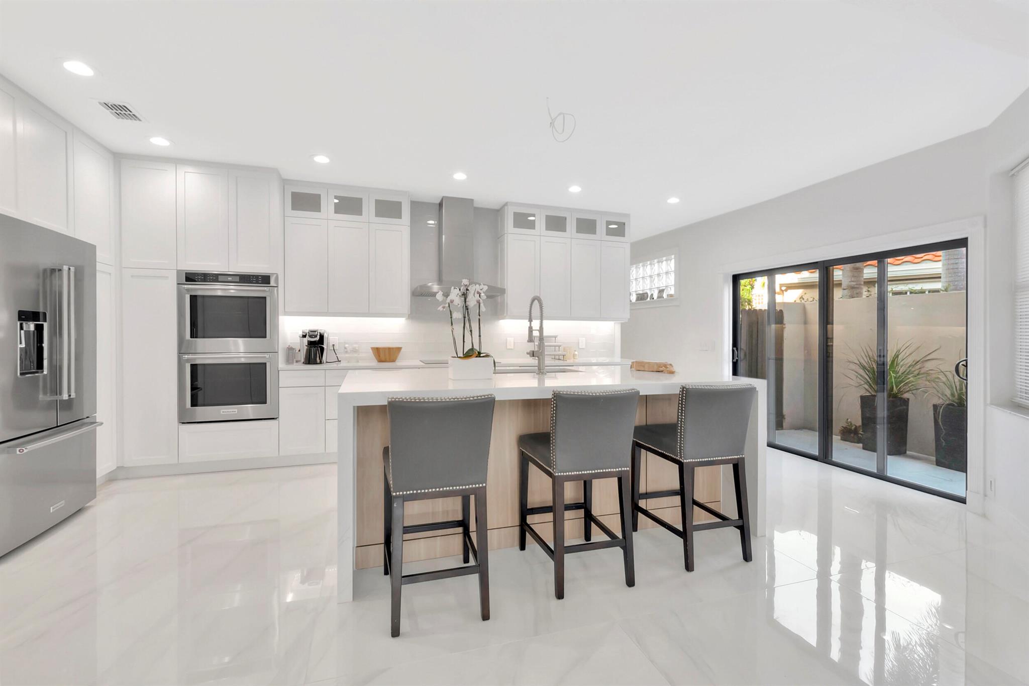3416 NW 51st Place