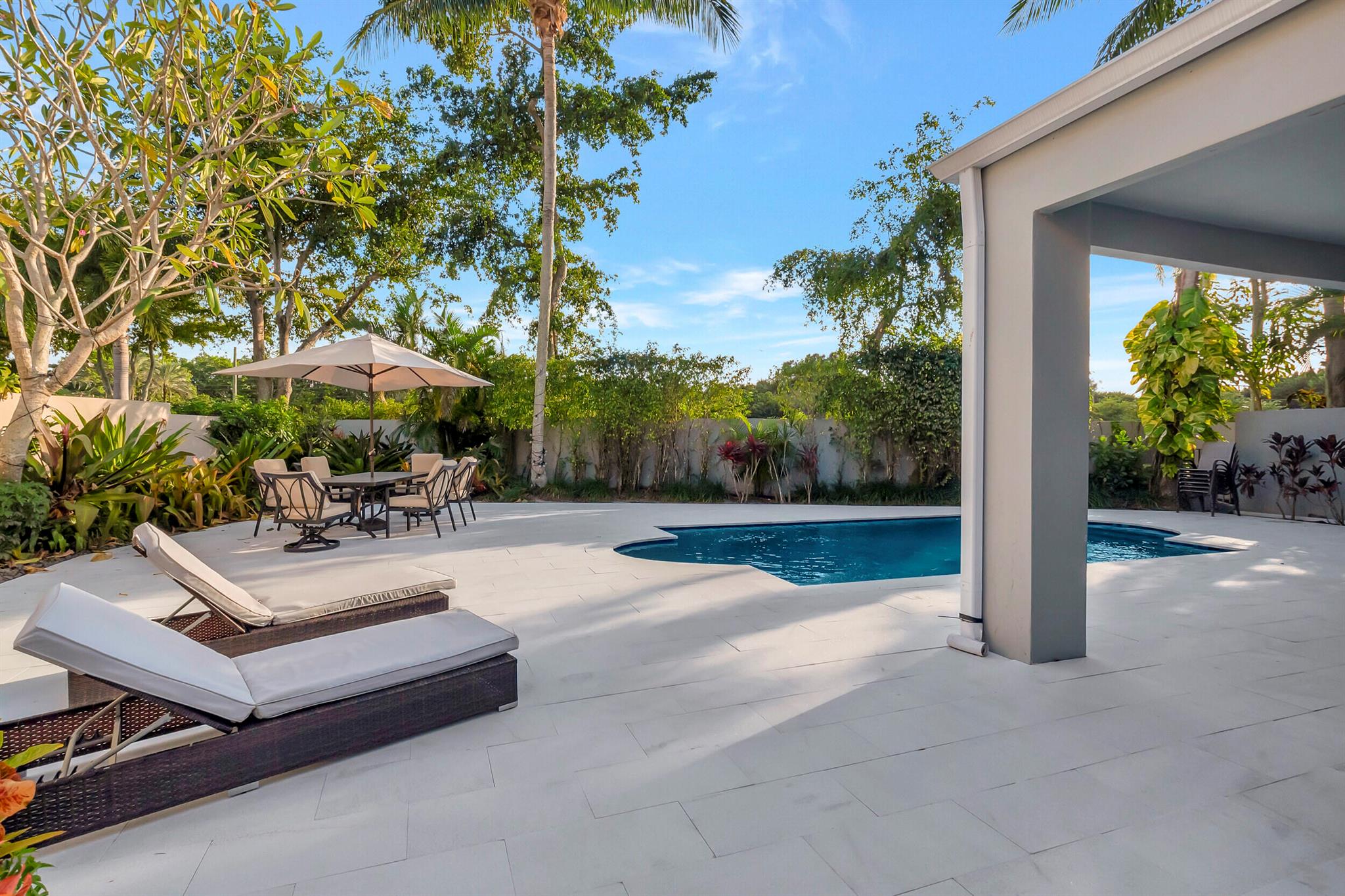 3416 NW 51st Place