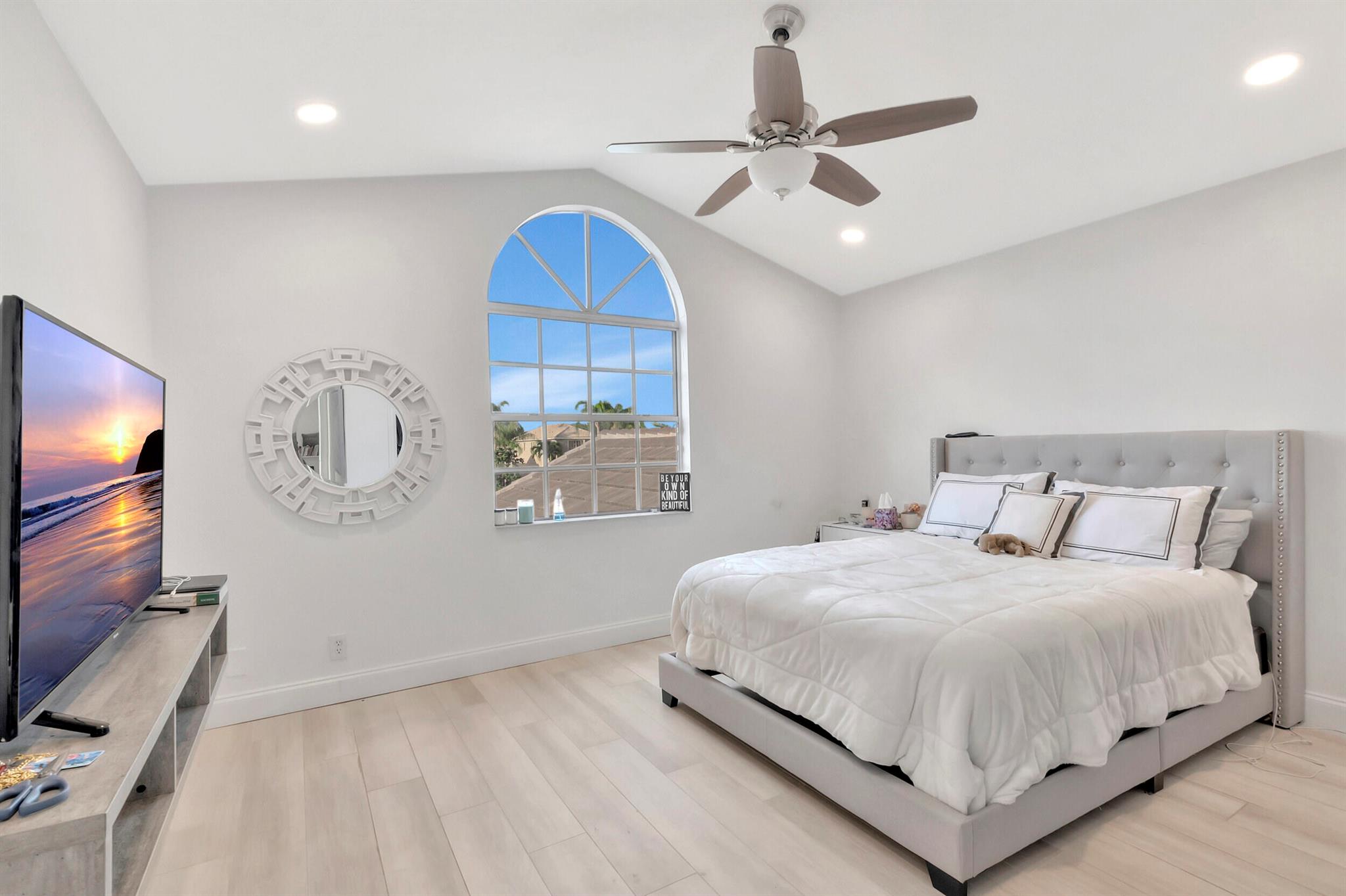 3416 NW 51st Place