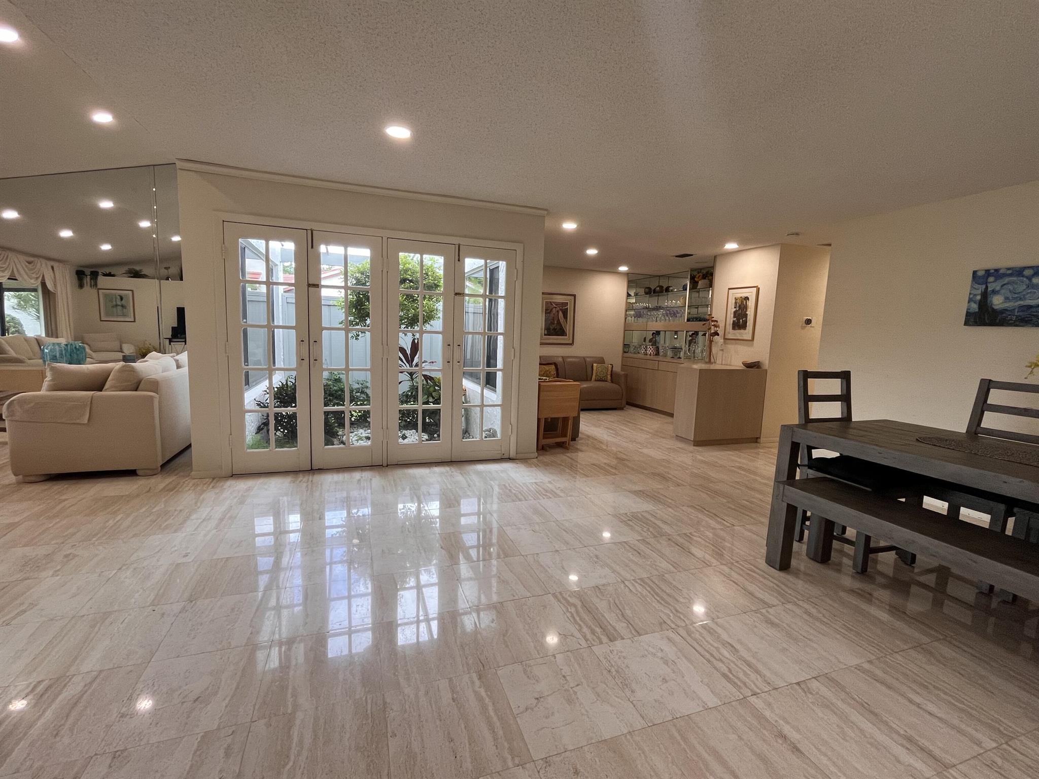 5662 Ainsley Court