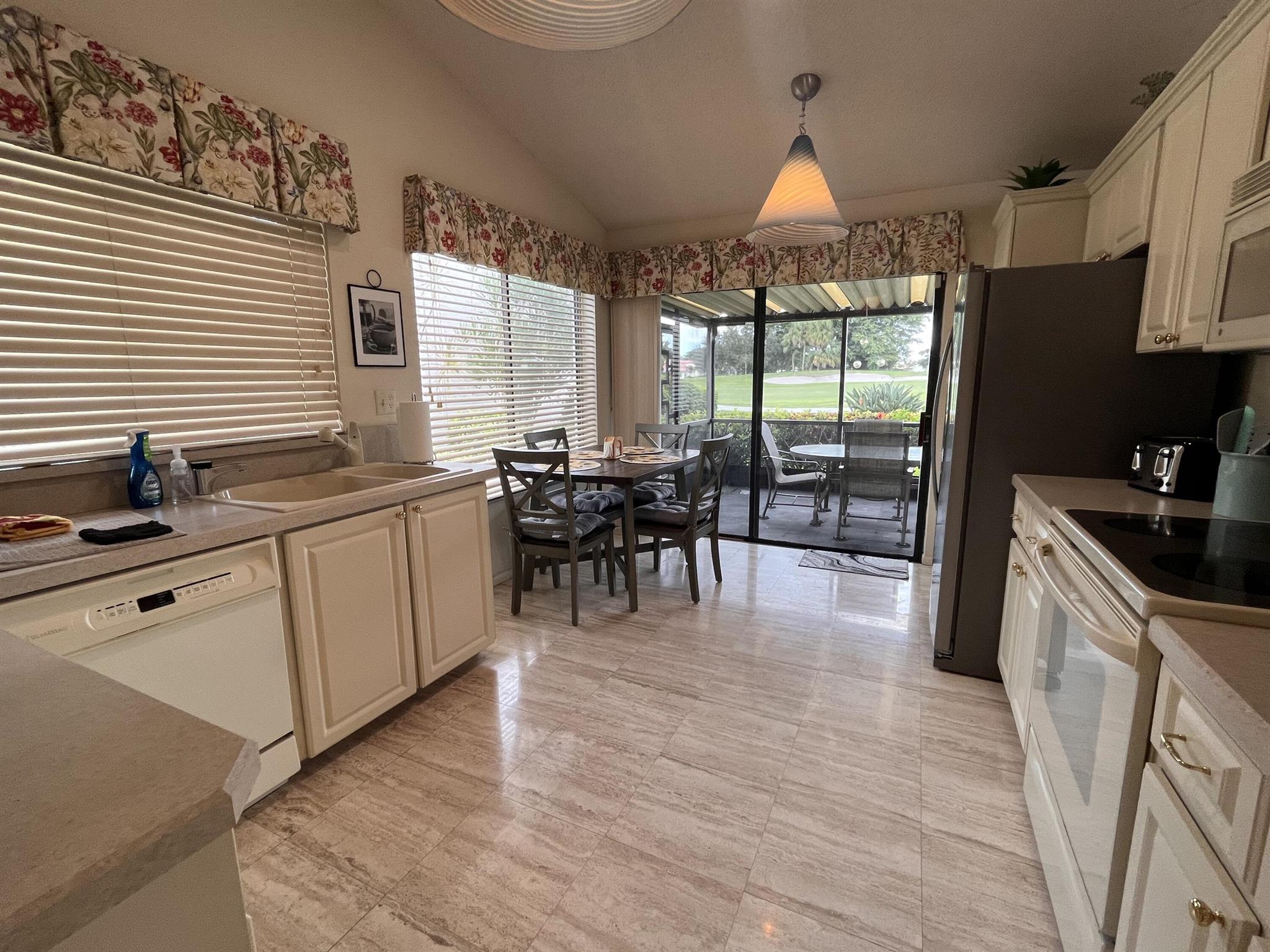 5662 Ainsley Court