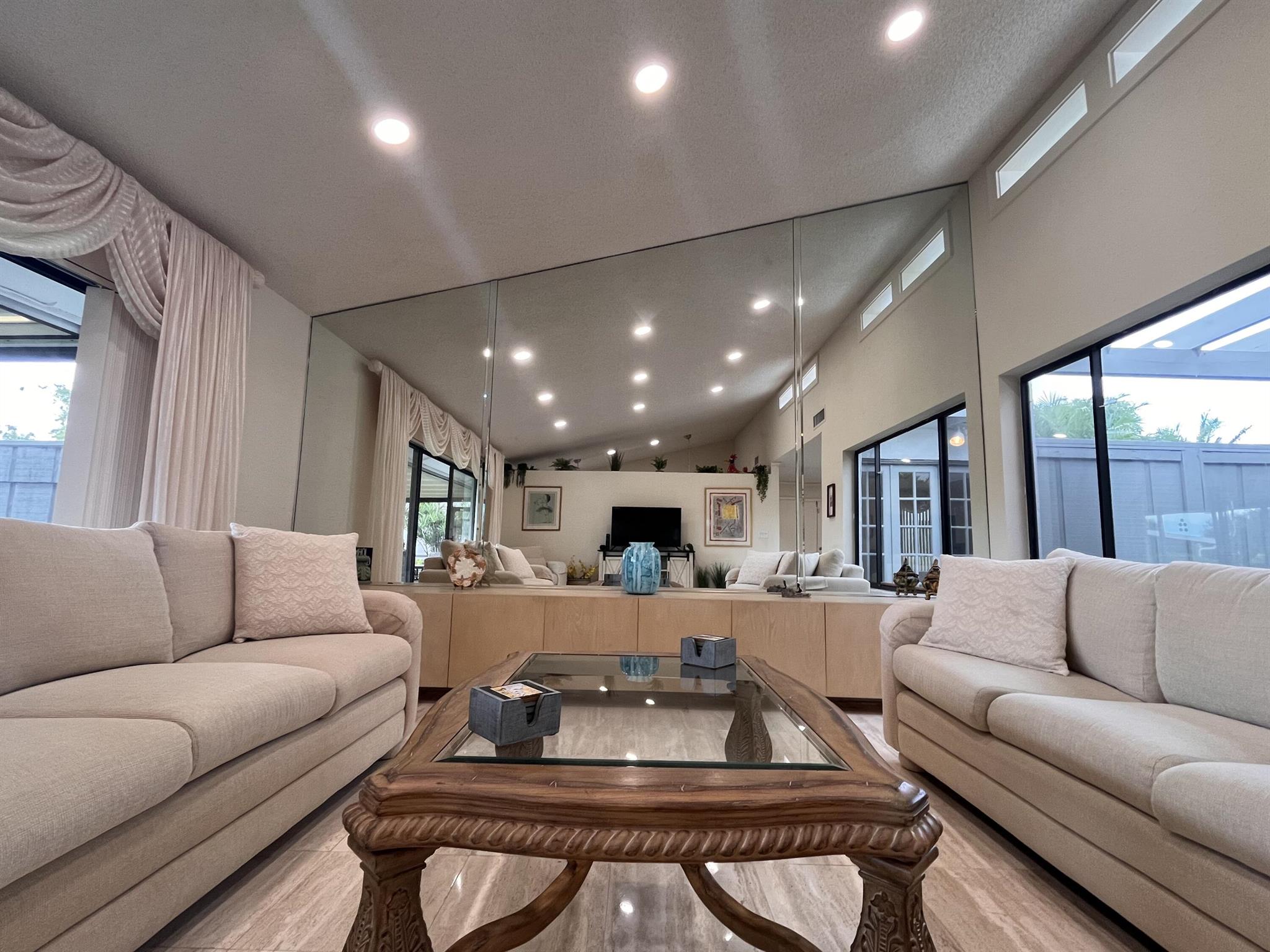 5662 Ainsley Court