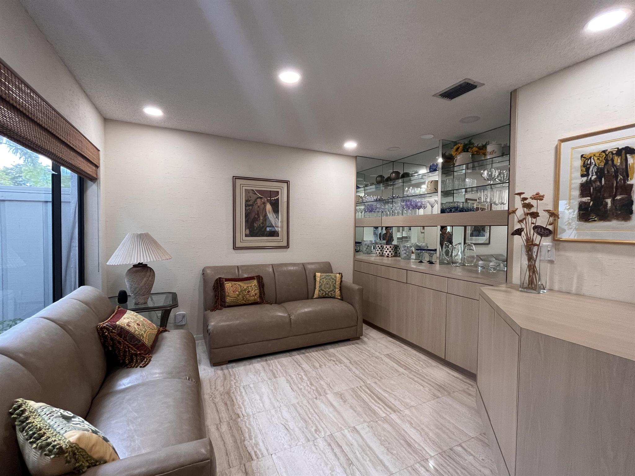 5662 Ainsley Court