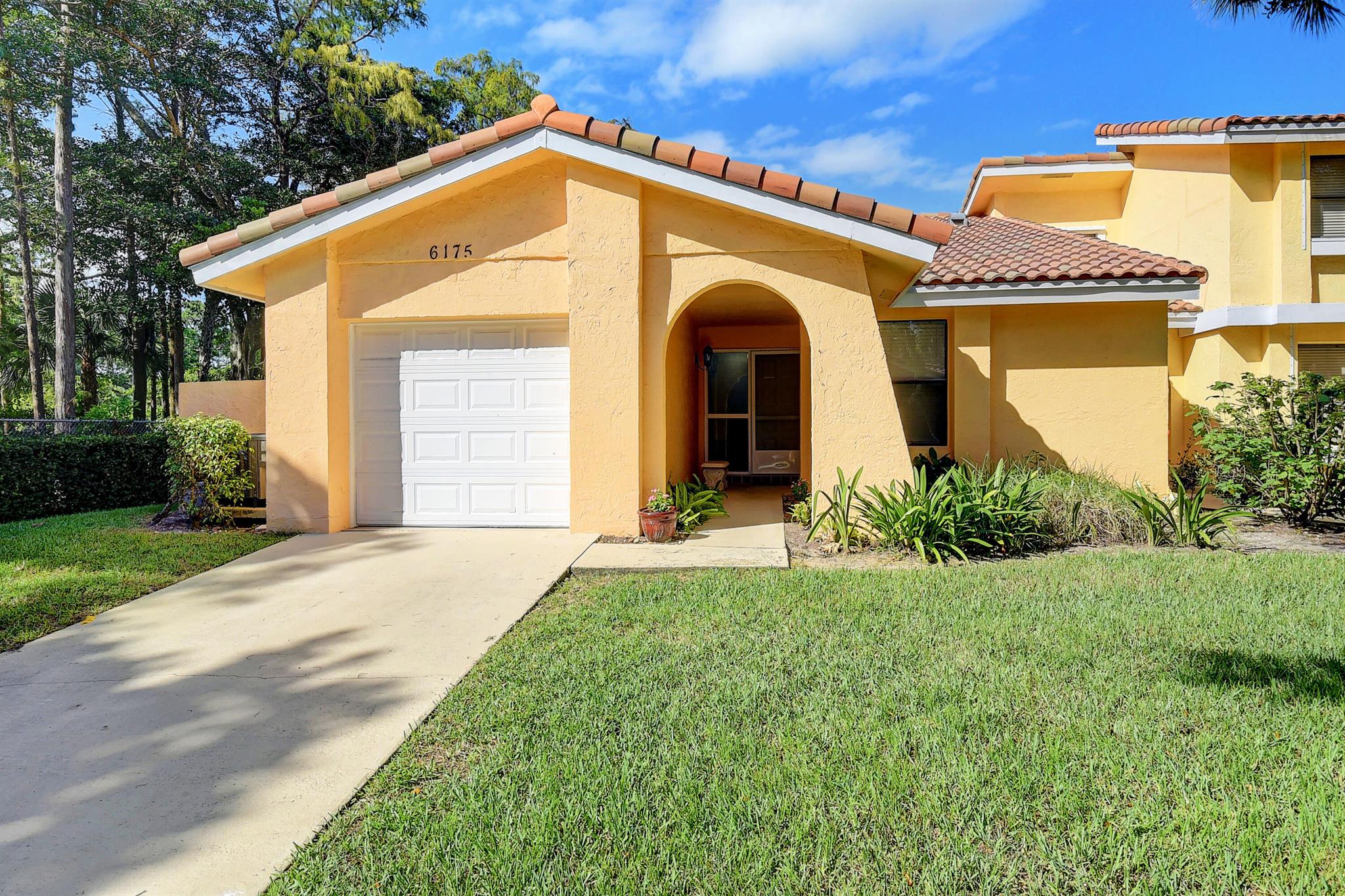 6175 Belleza Lane