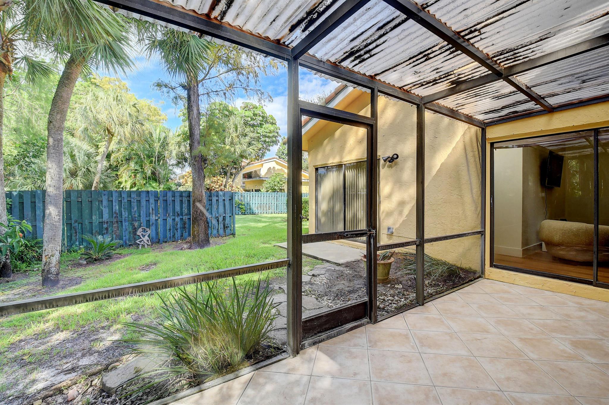6175 Belleza Lane
