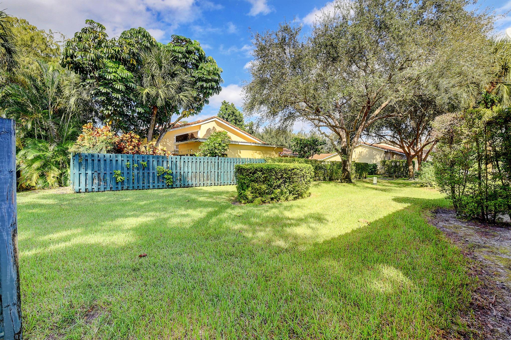 6175 Belleza Lane