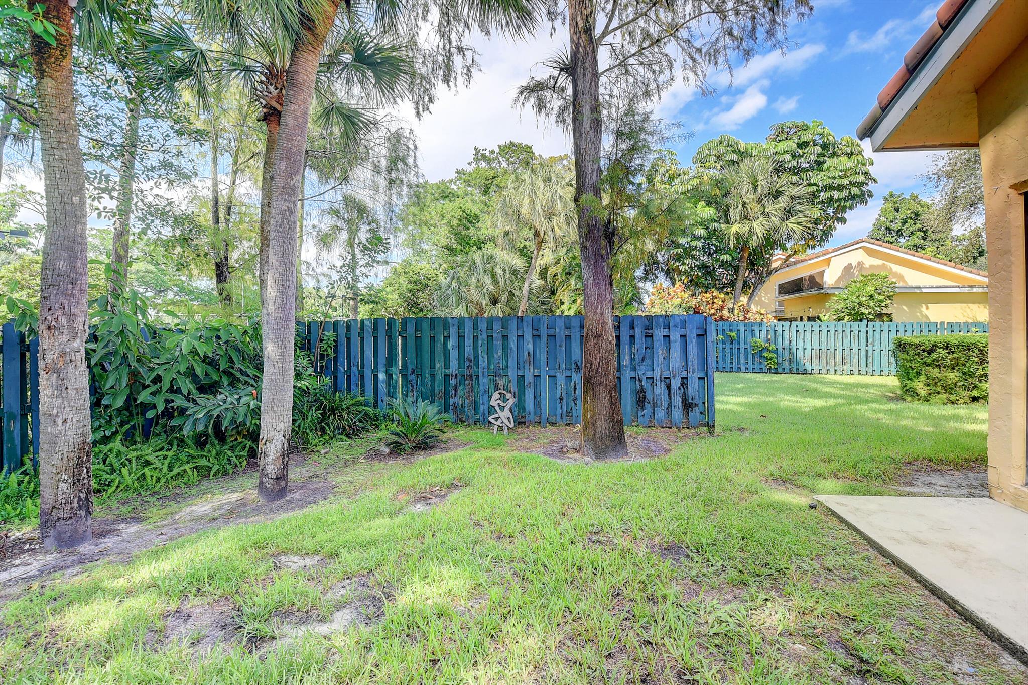 6175 Belleza Lane