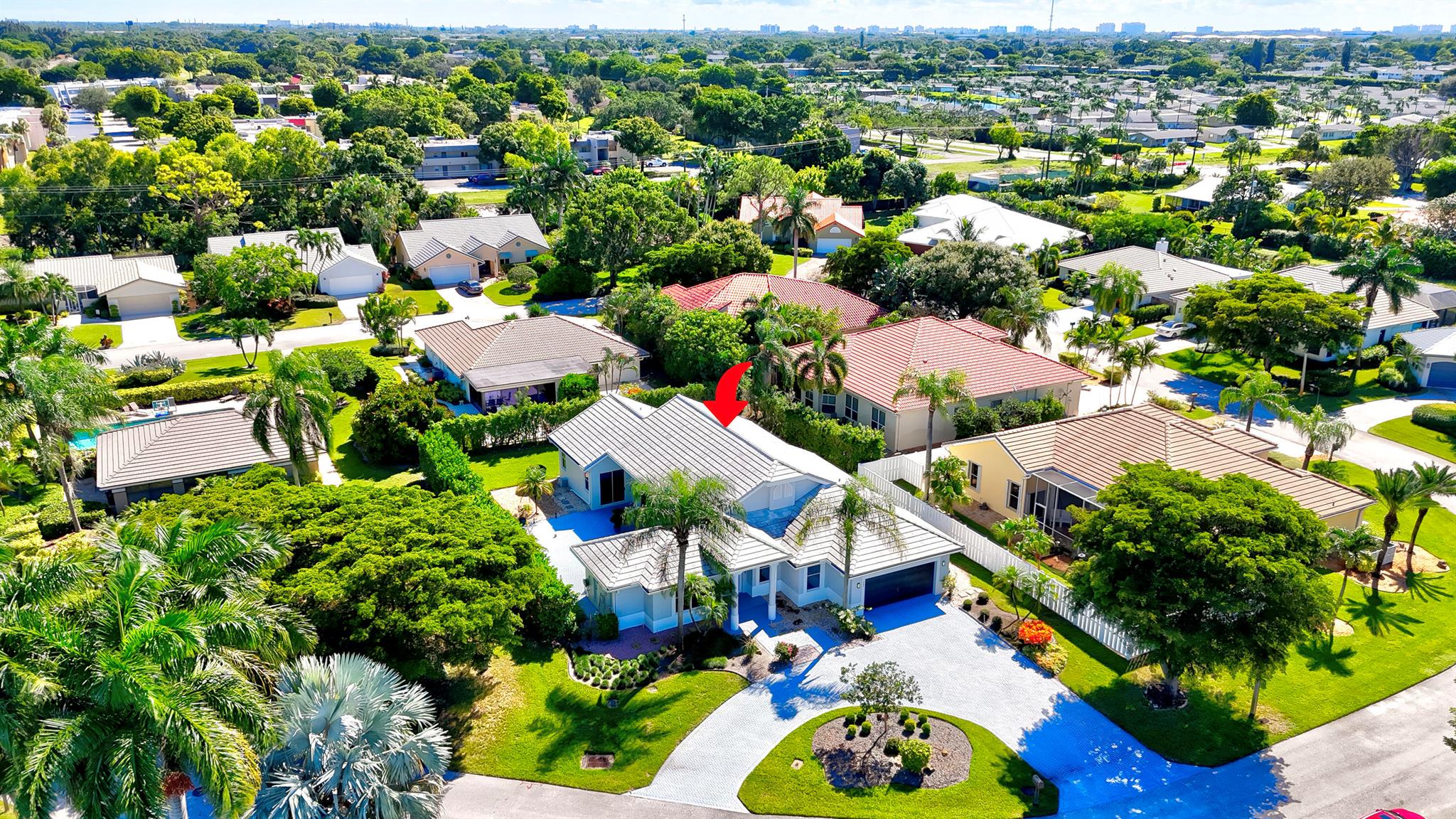 943 Greensward Lane