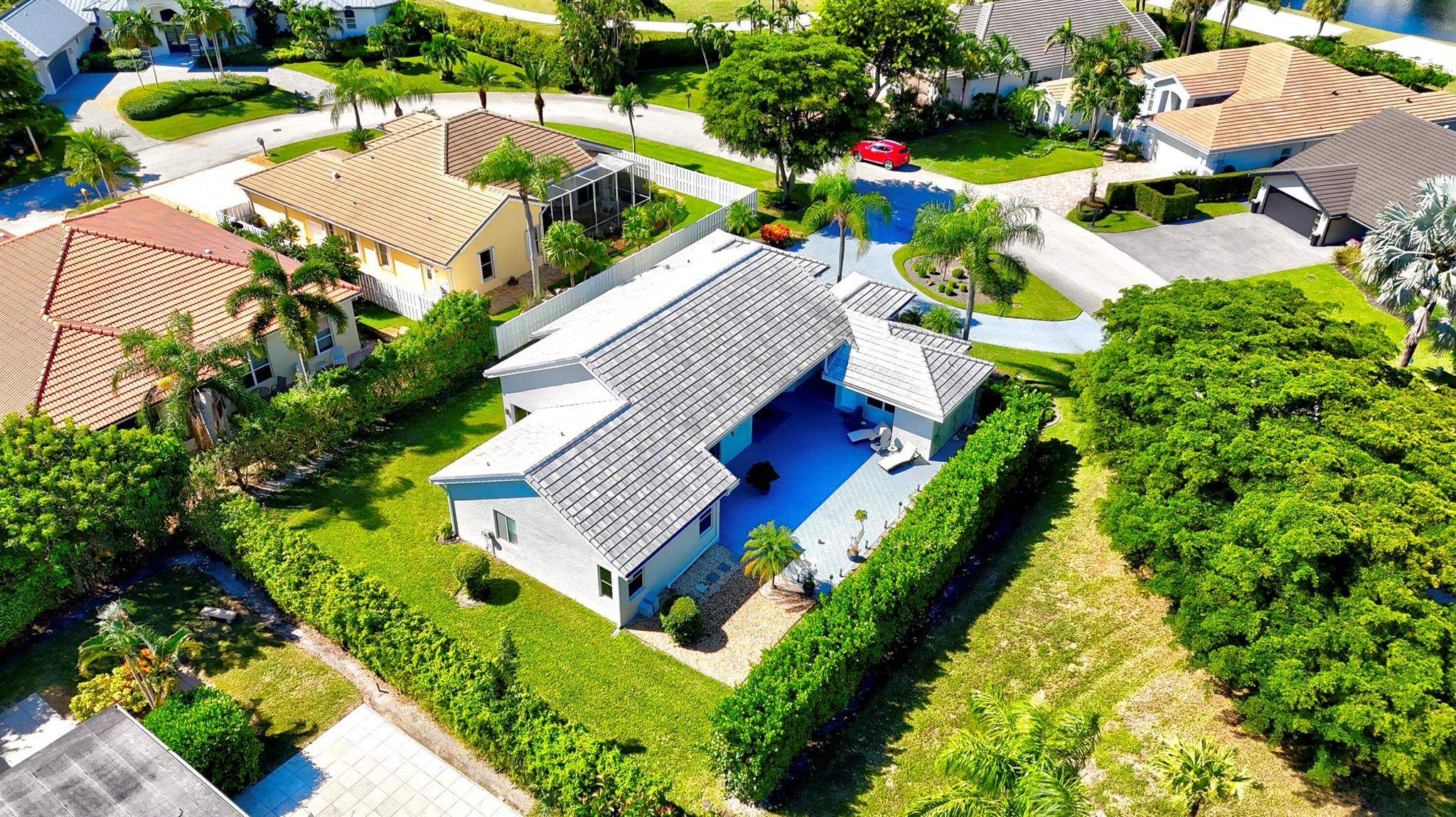 943 Greensward Lane