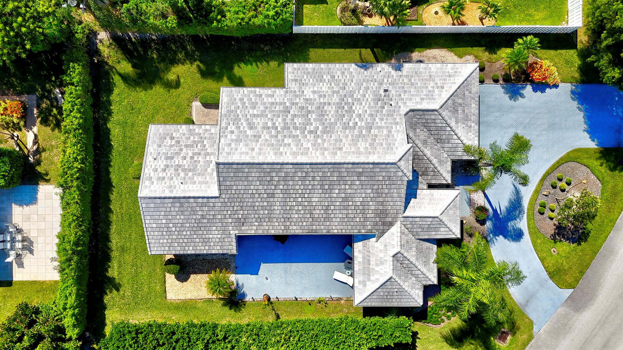 943 Greensward Lane