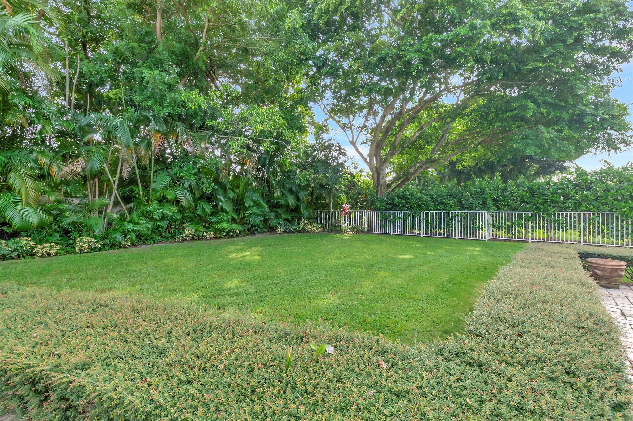 3972 NW 52nd Street