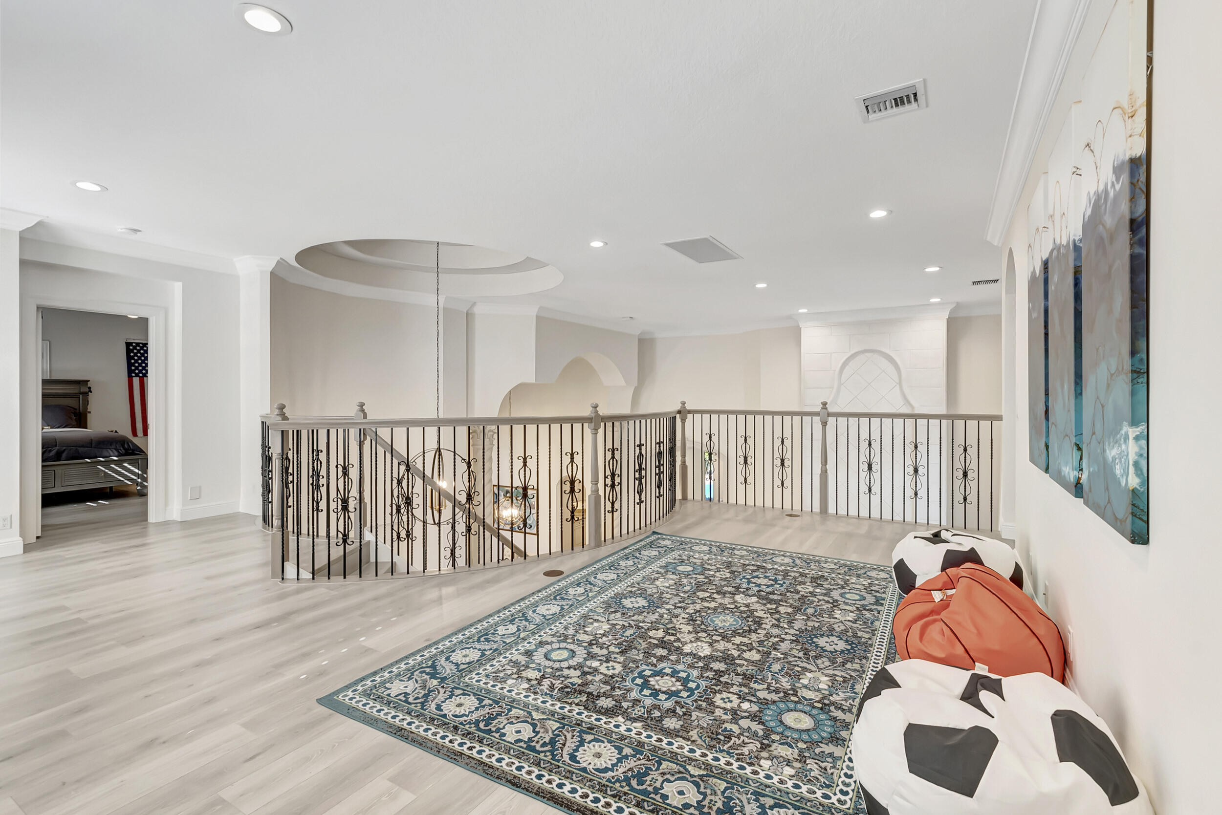 8625 Valhalla Drive