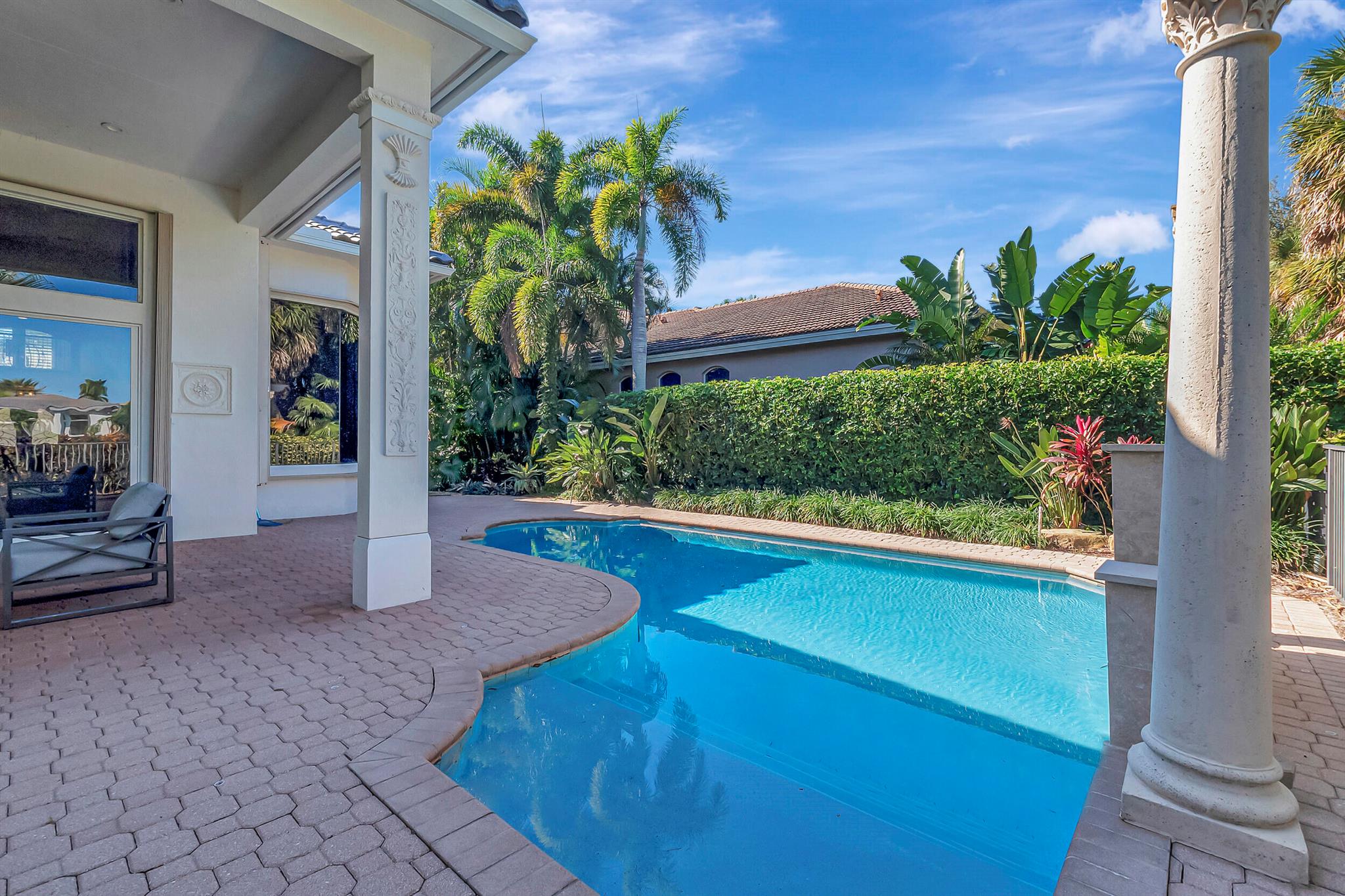 8625 Valhalla Drive