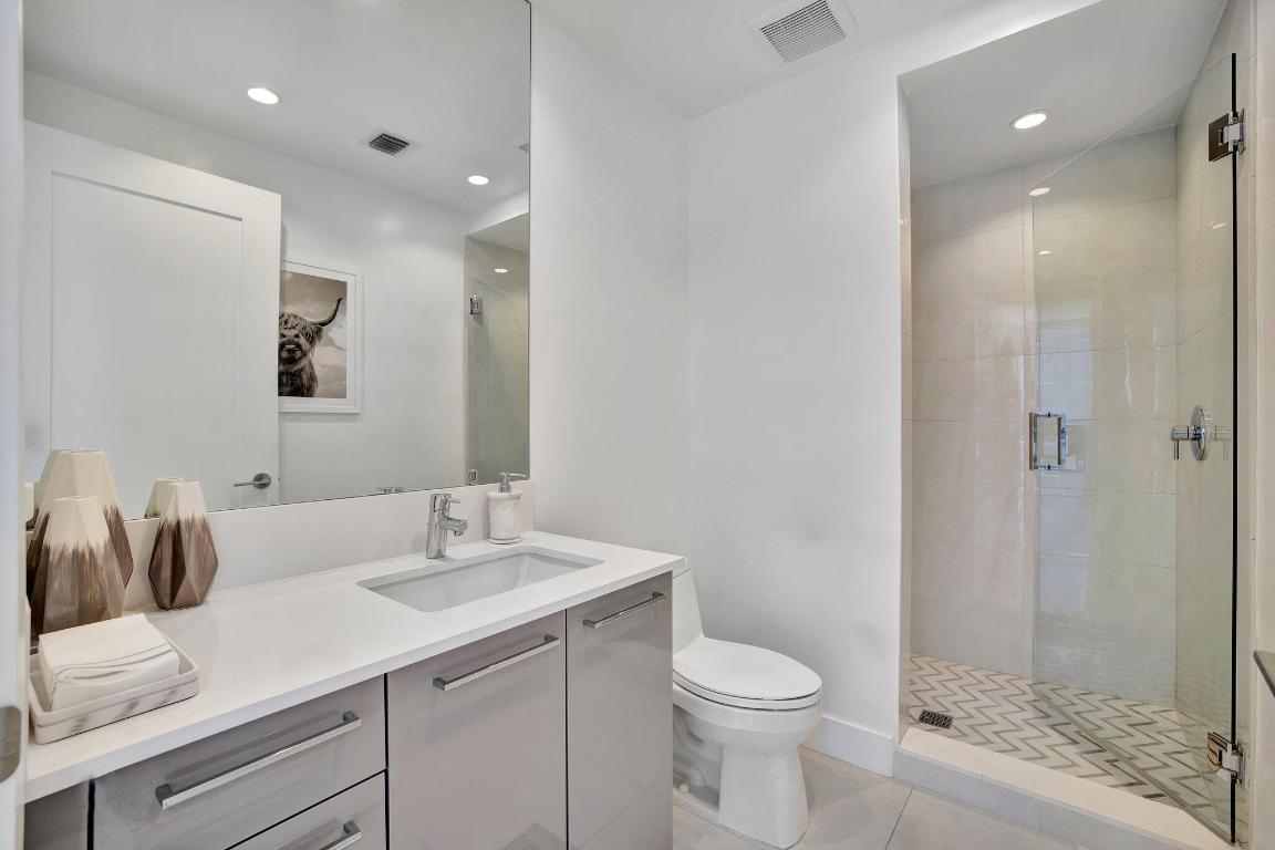 100 E Las Olas Boulevard 1904