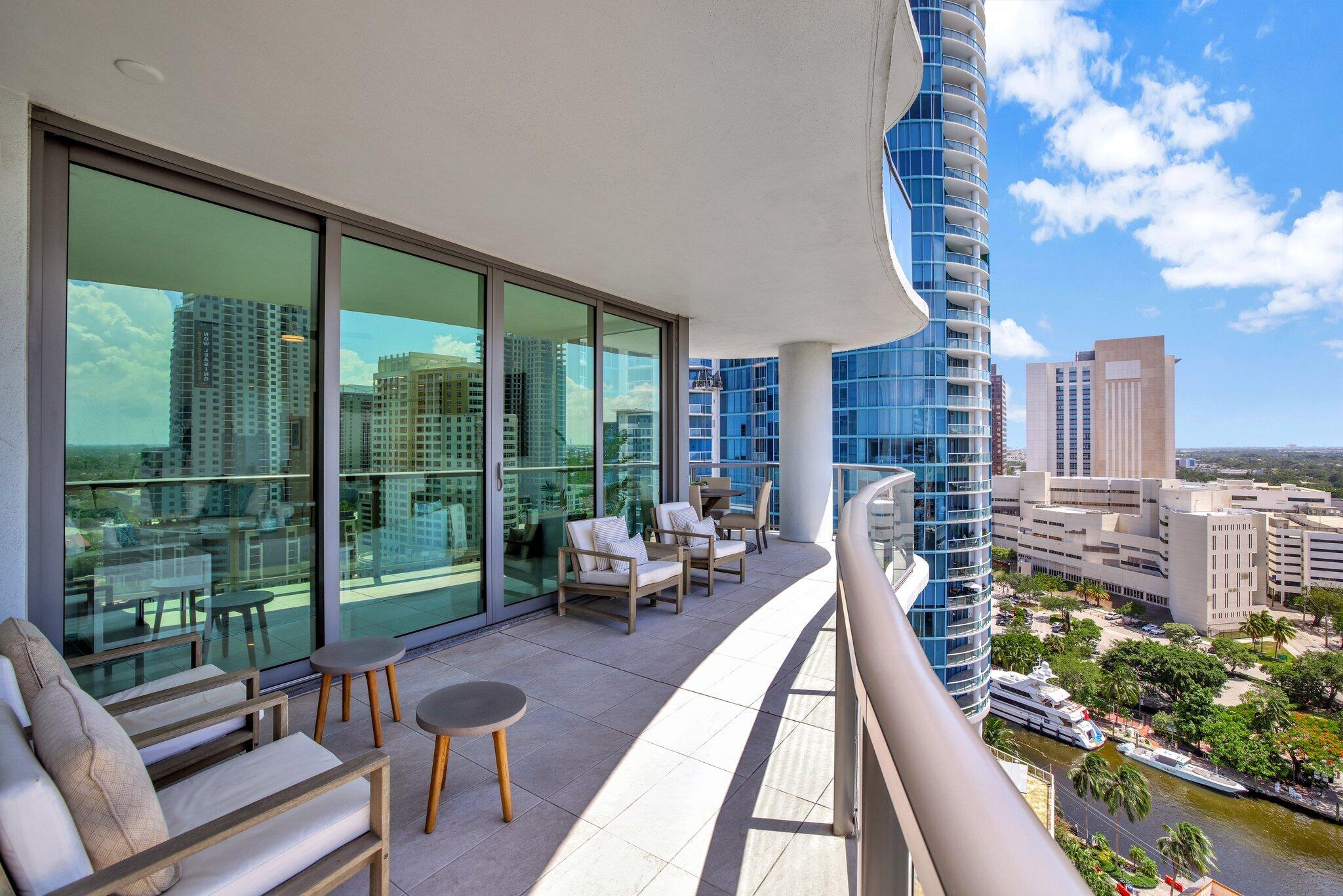 100 E Las Olas Boulevard 1904