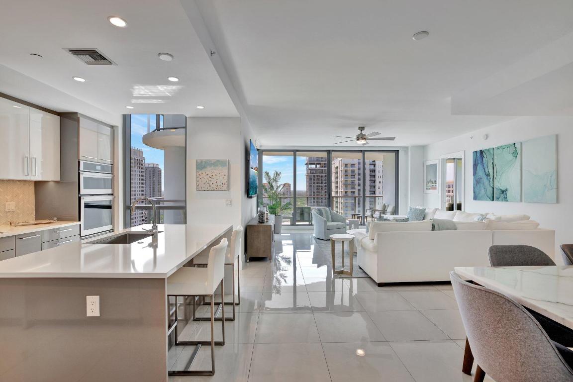 100 E Las Olas Boulevard 1904