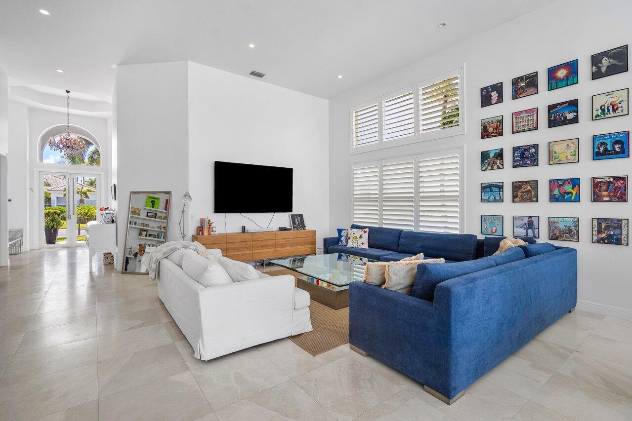 5712 Regency Circle E