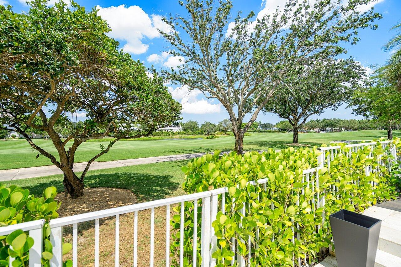 5712 Regency Circle E