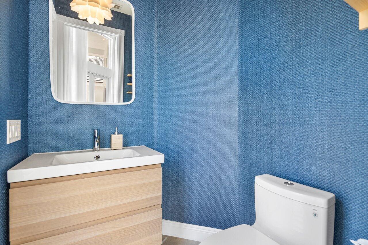 5712 Regency Circle E