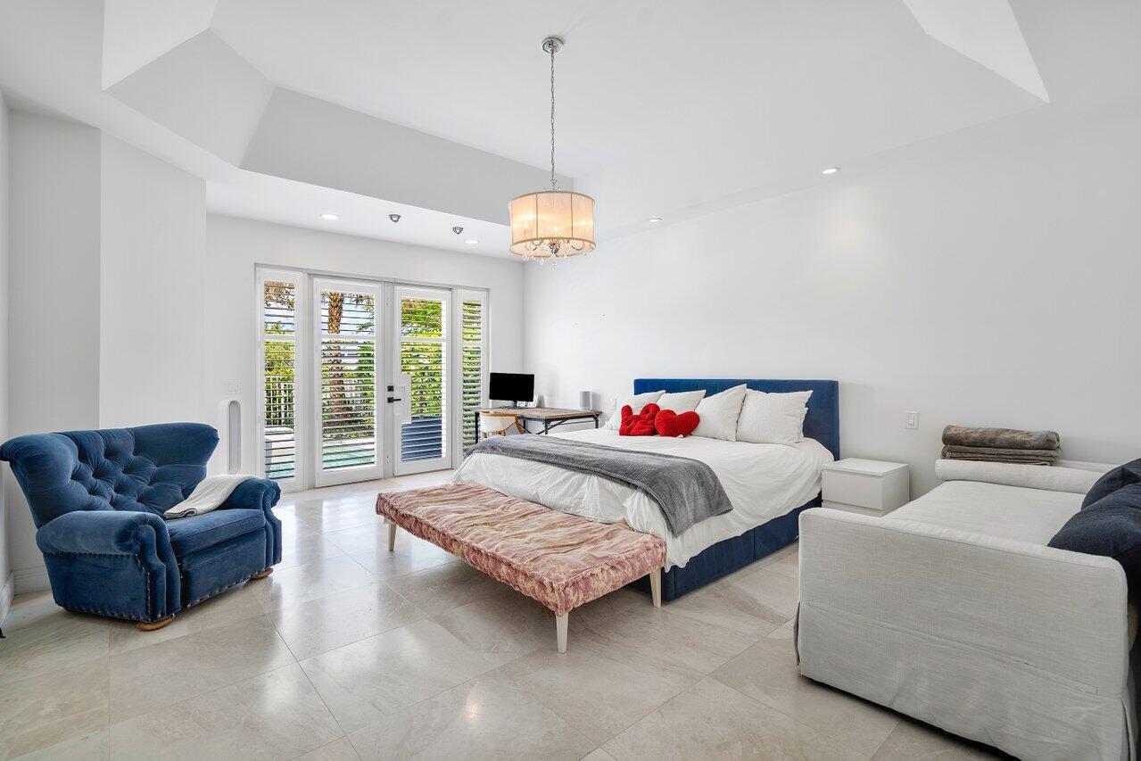 5712 Regency Circle E