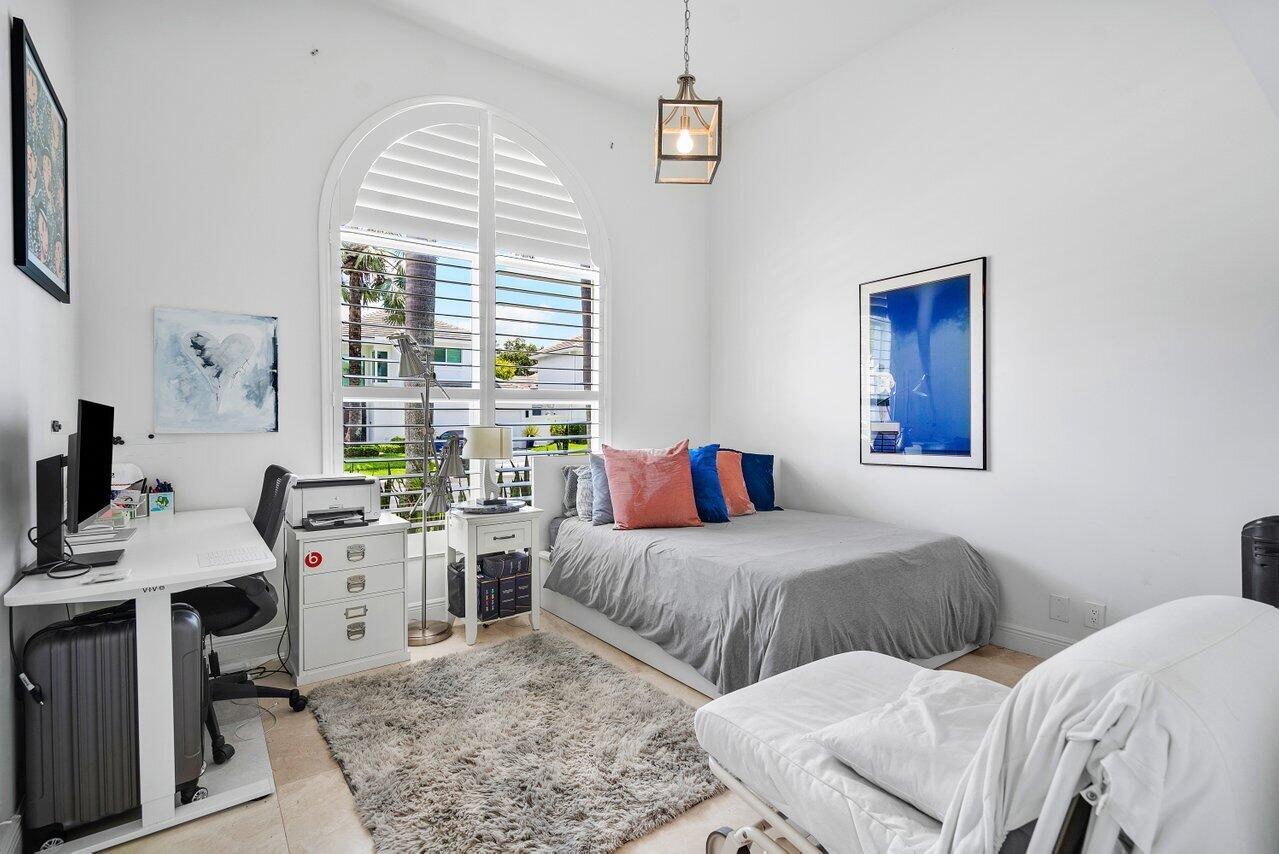 5712 Regency Circle E