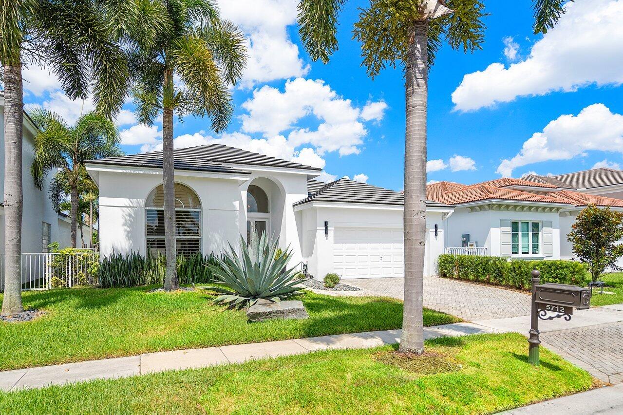 5712 Regency Circle E