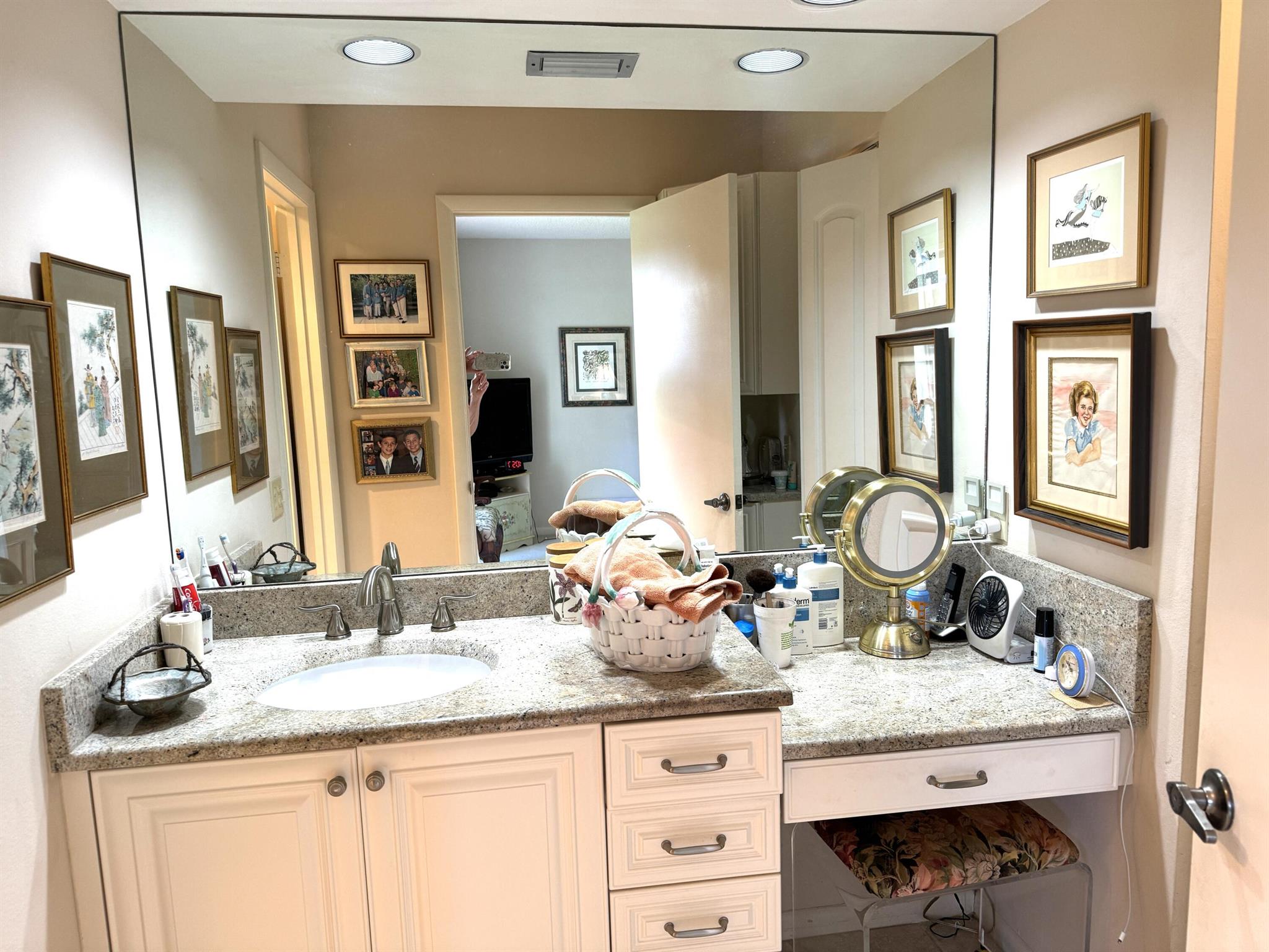 7804 Lakeside Boulevard G402